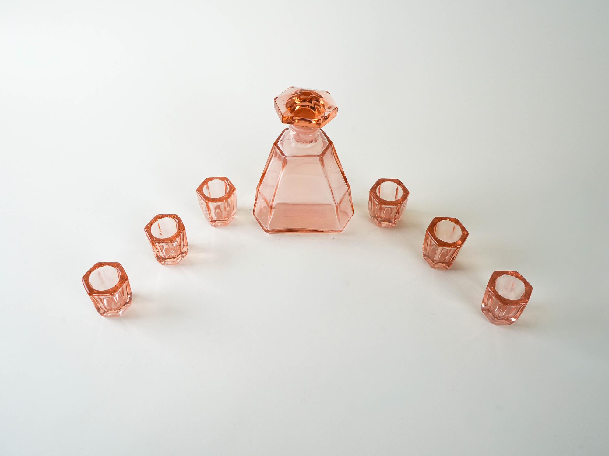 Alkohol-Service-Set Glas Rosa 1960er Jahre 3