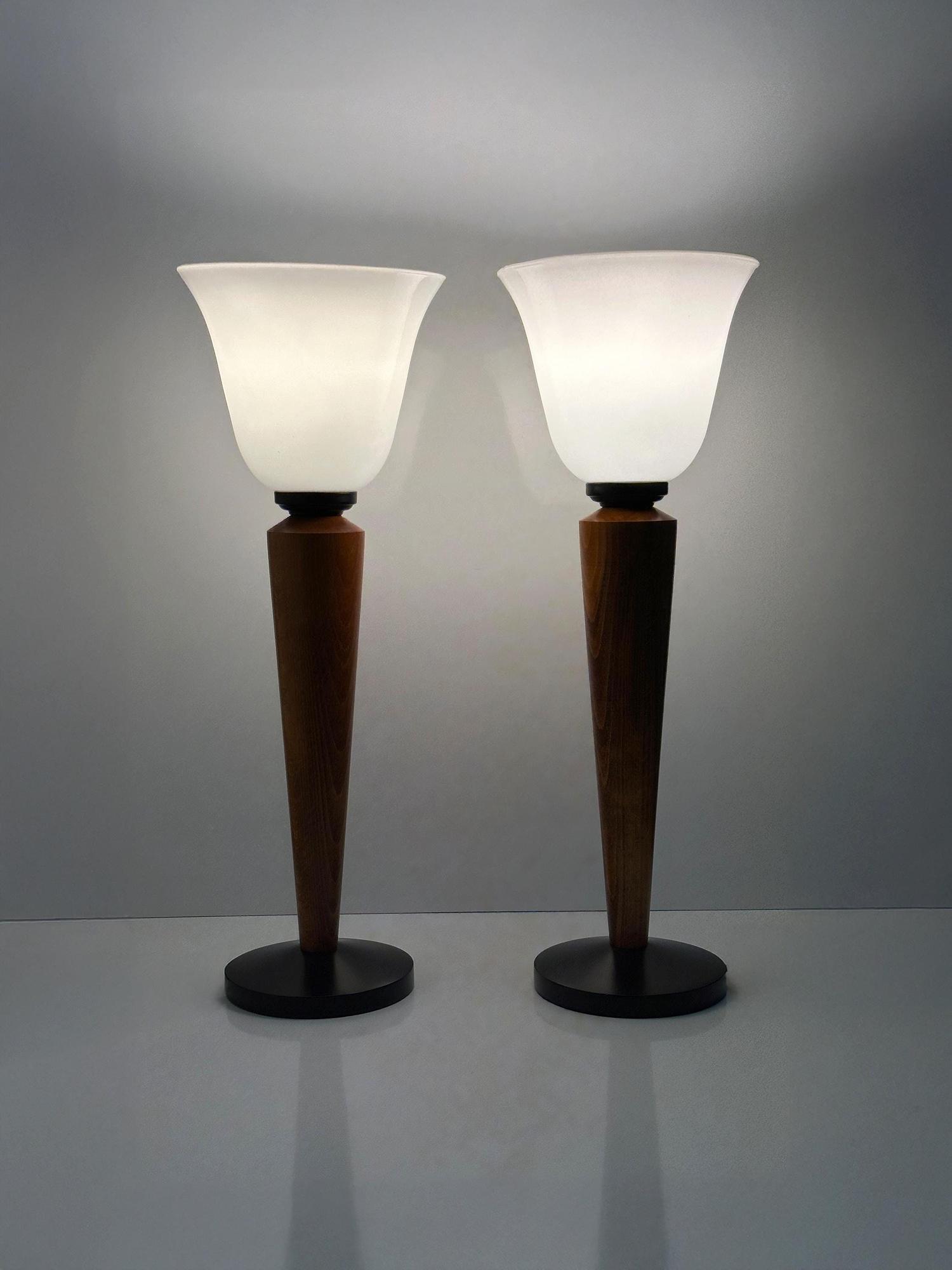 2x Vintage Art Deco Tischlampe Milchglas Holz 1980er Jahre 1