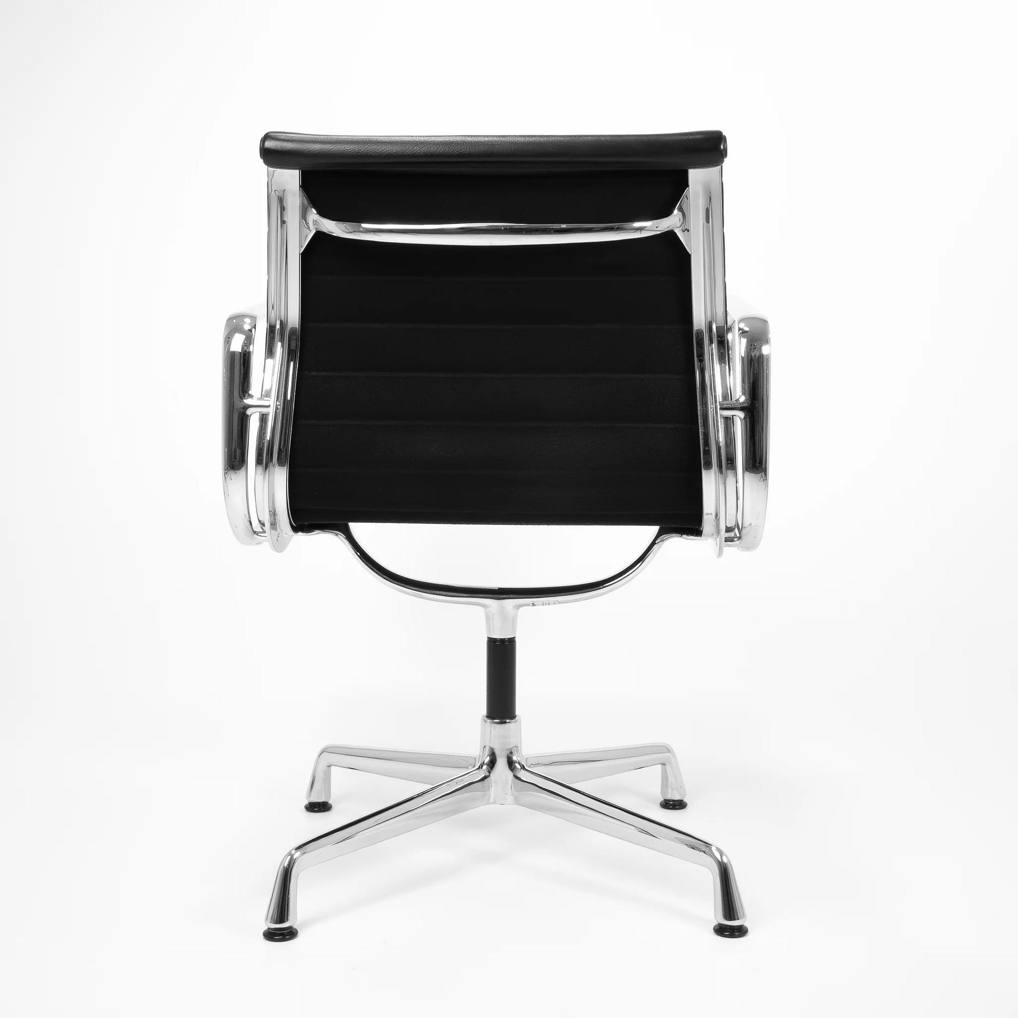 EA108 Bürostühl Eames Chrom Schwarz 2