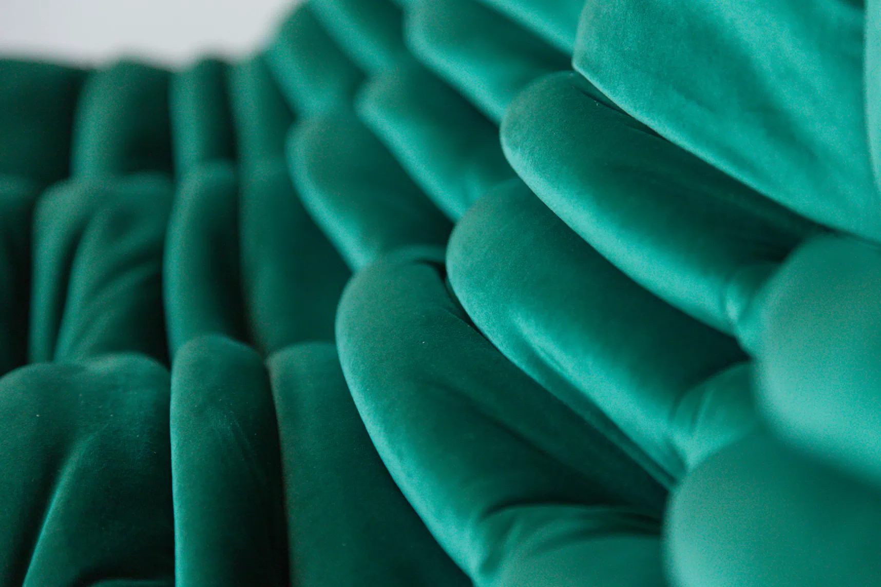 Togo Sofa 3-seater Emerald Green Velvet 9