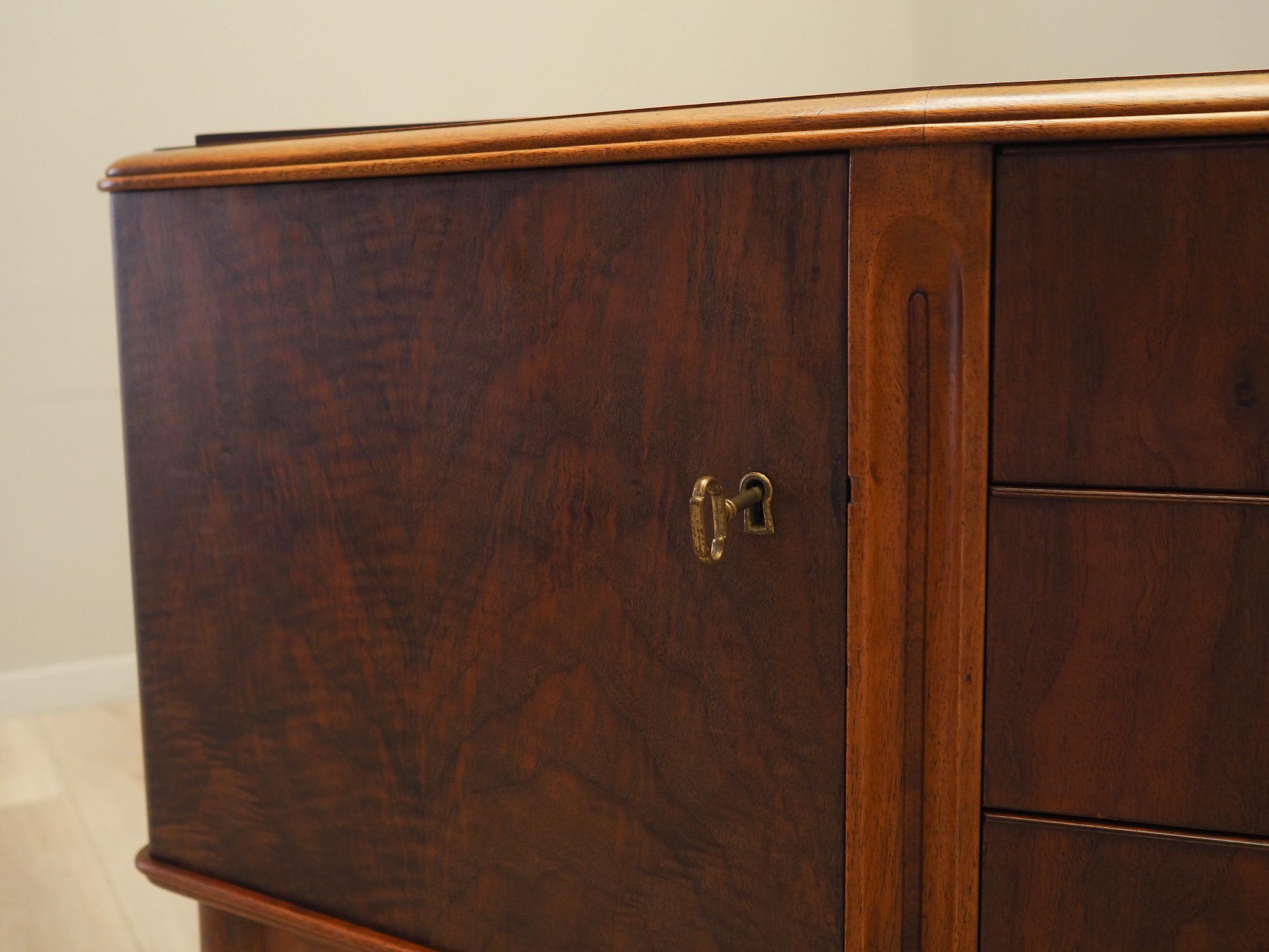 Sideboard walnut brown 1960s 12