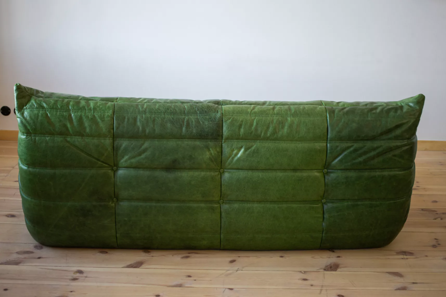 Togo Sofa 3-Seater Pull-Up Leather Green 2