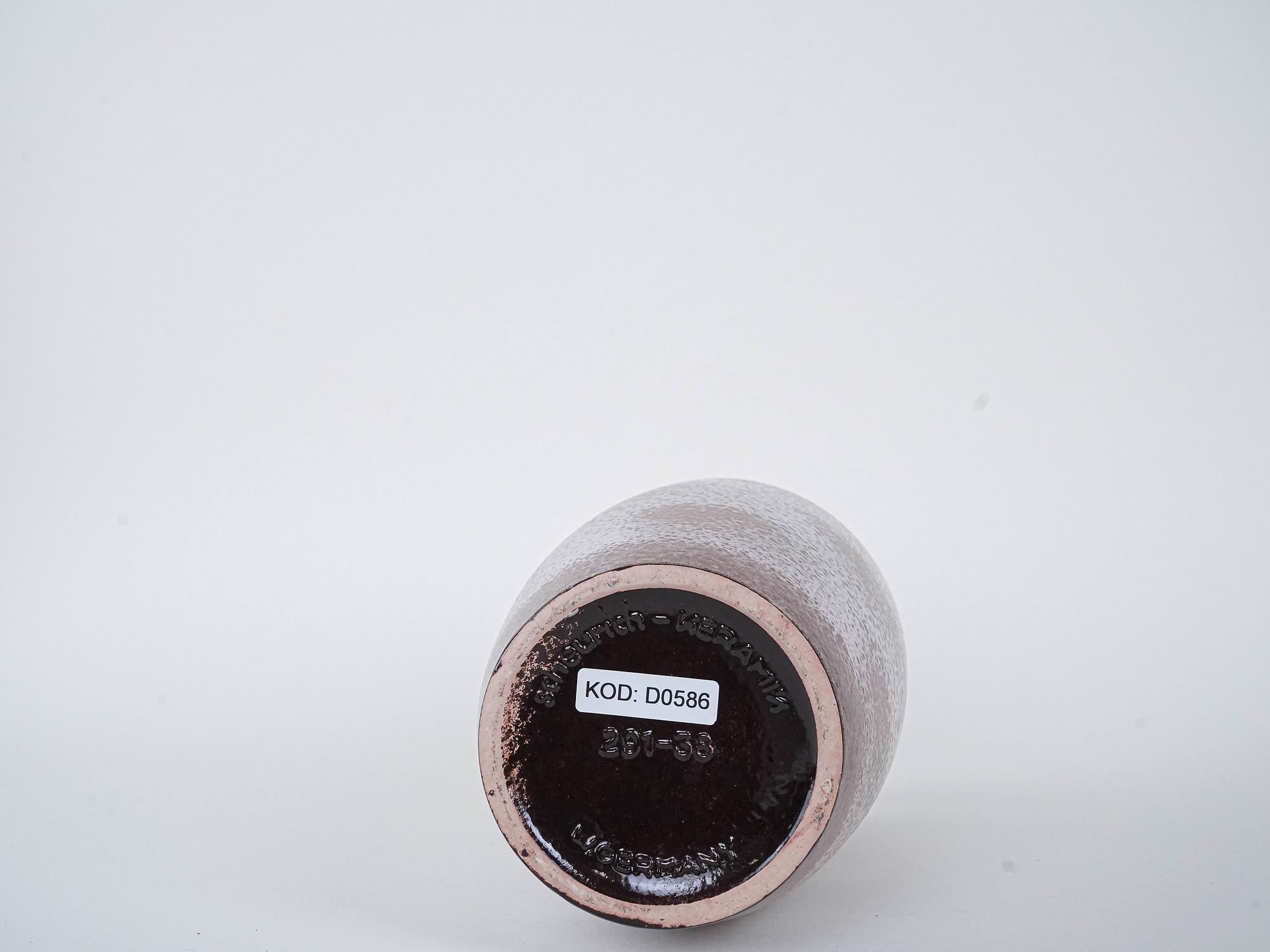 Ceramic vase 1970s 6