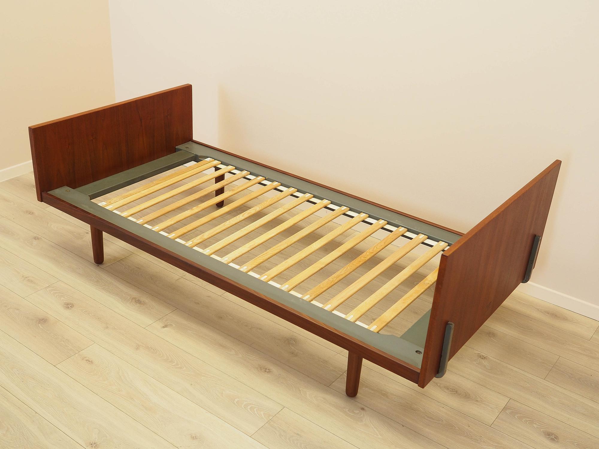 Teak bed 1960s 4