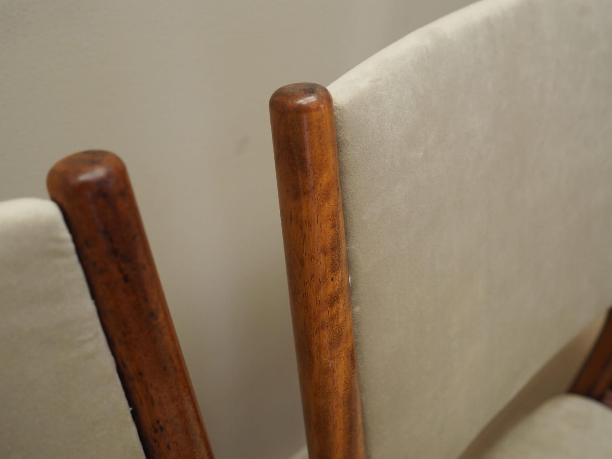 Sechser-Set Mahogany Stühle 1970 Jahre 7