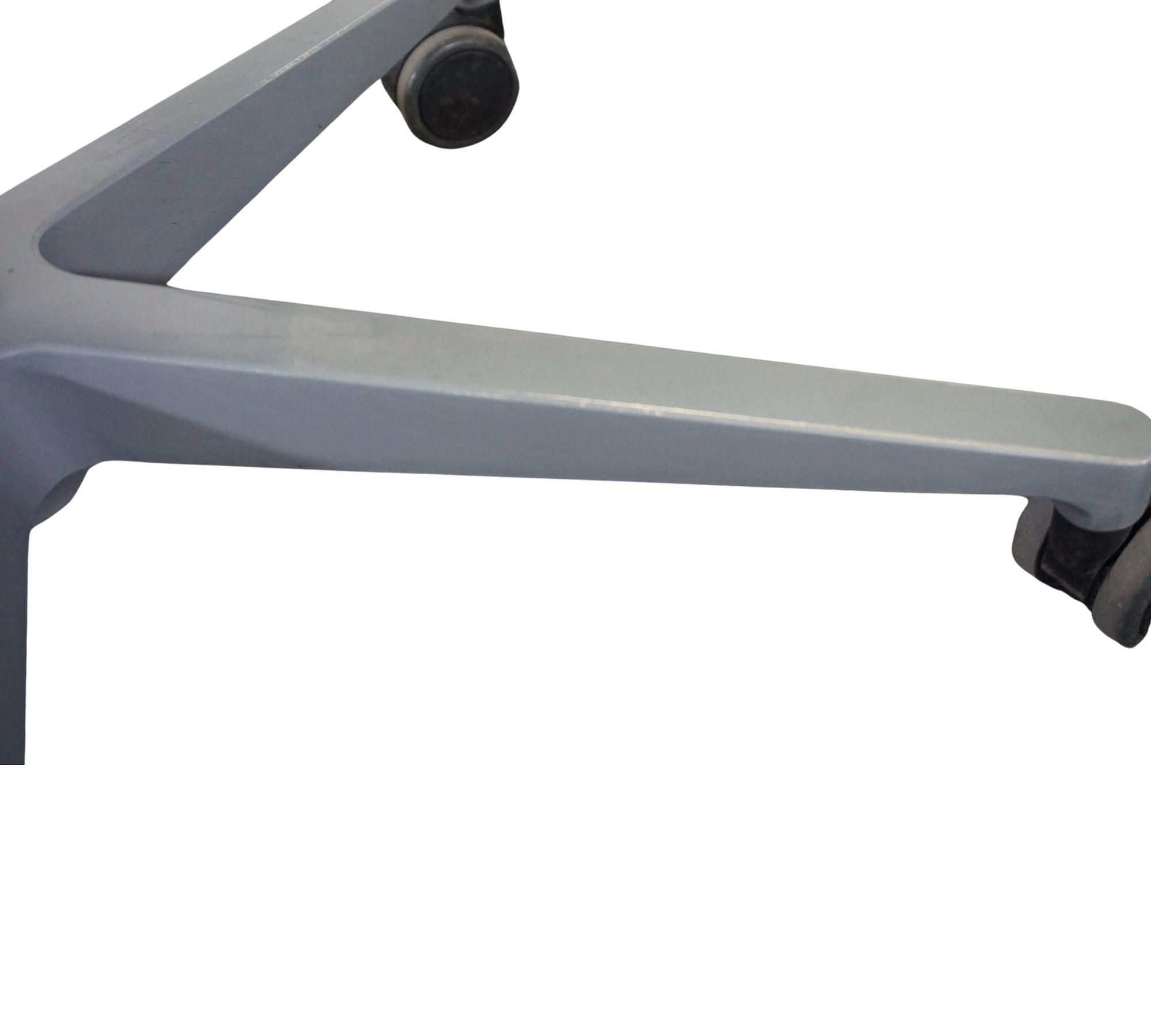 QiVi Bürodrehstuhl mit 5-Stern-Fußkreuz Malt Creme 7