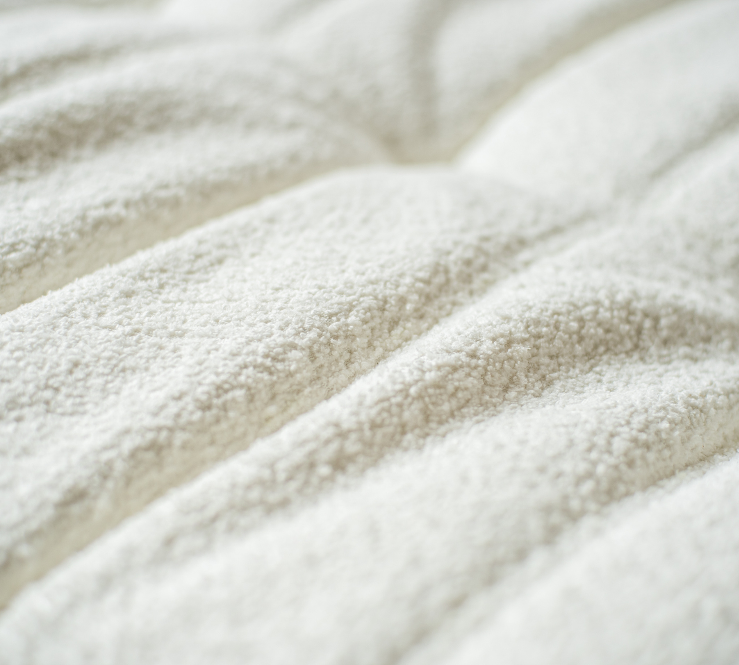 Togo Ottoman Bouclé White 4