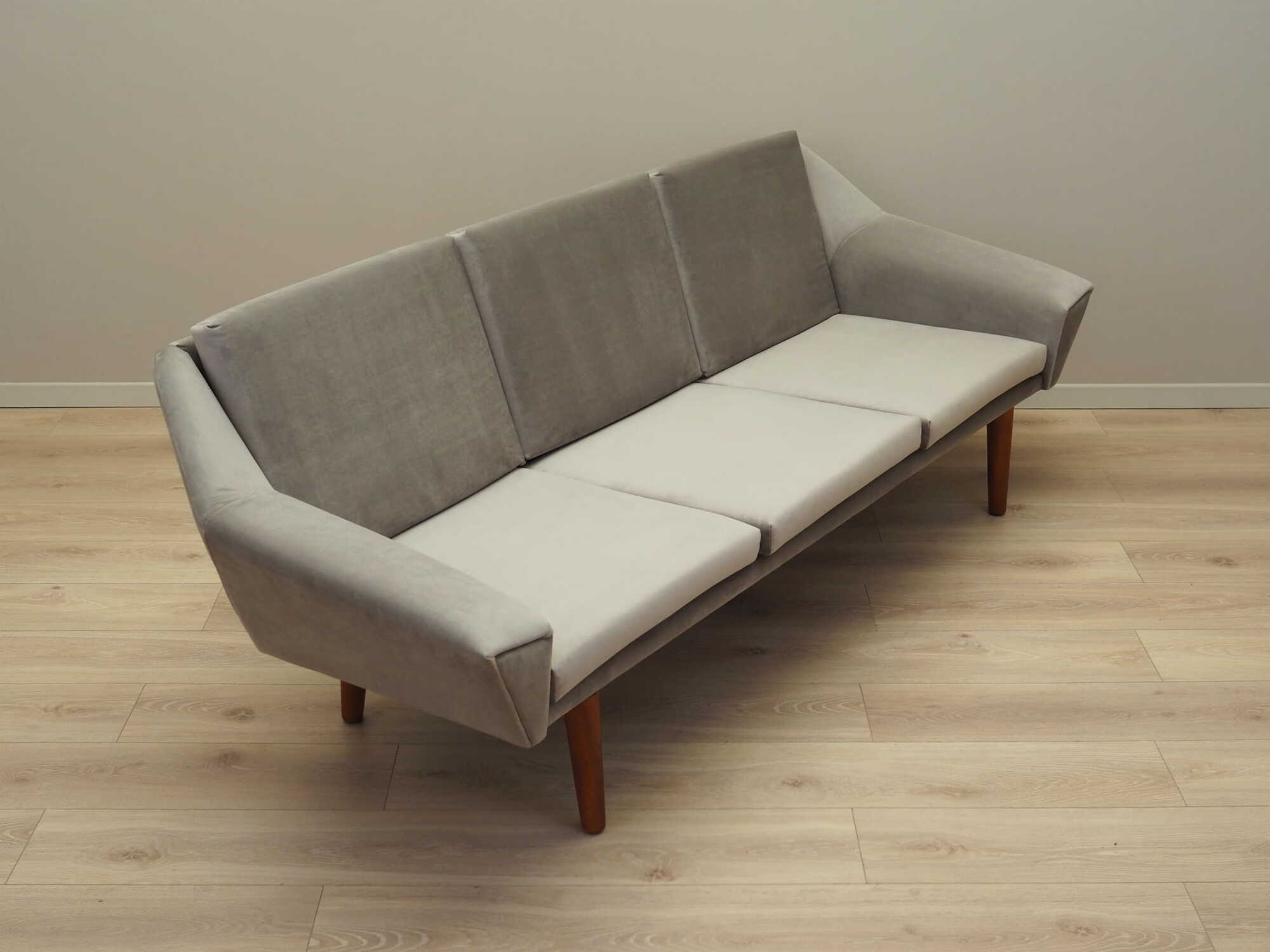 Sofa 3-seater textile gray 1980s 5