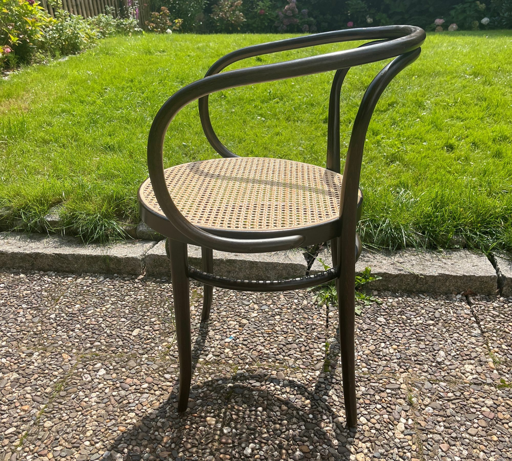 Thonet 209 Bugholzstuhl Braun 2