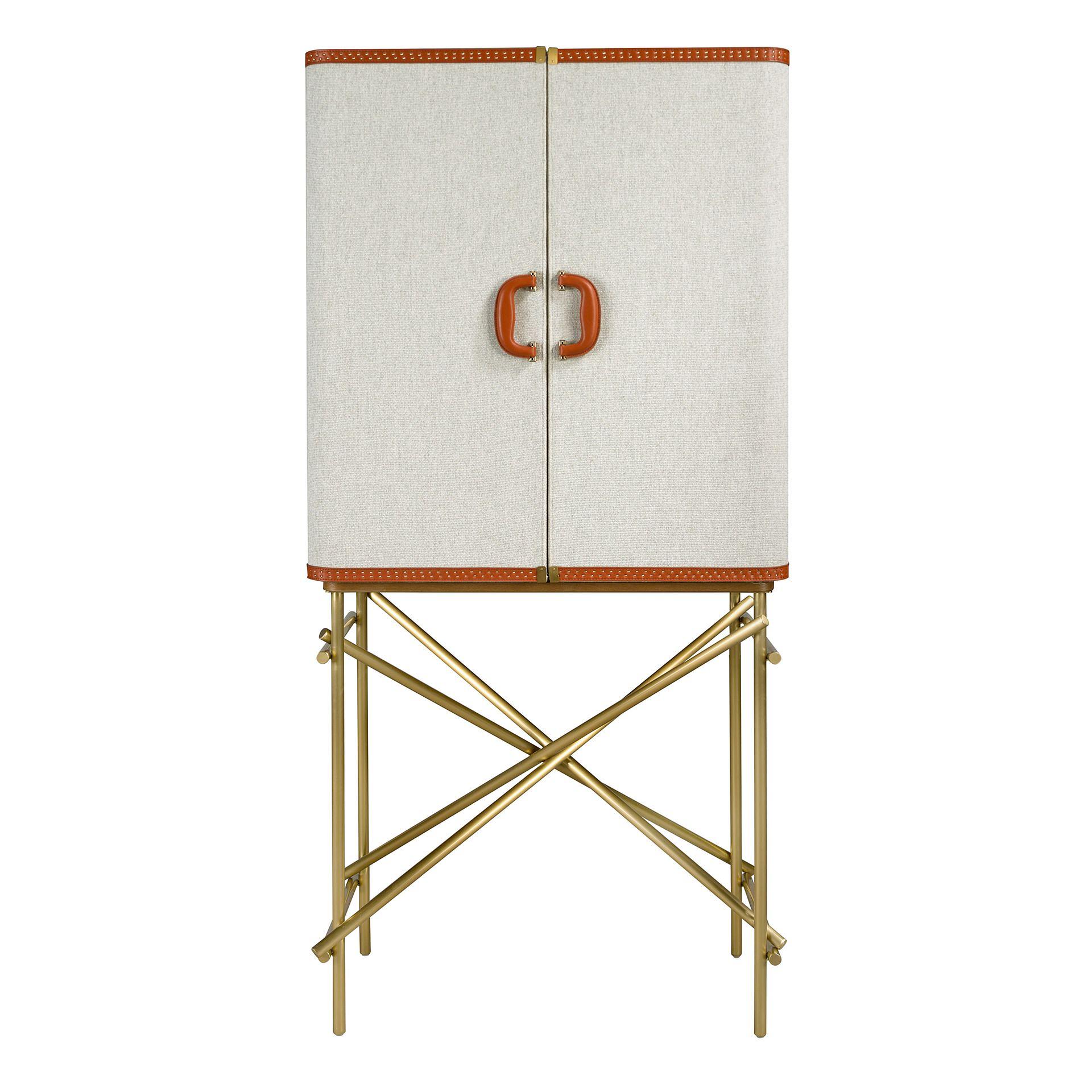 Sideboard aus Stoff und Walnussholz 3272 1
