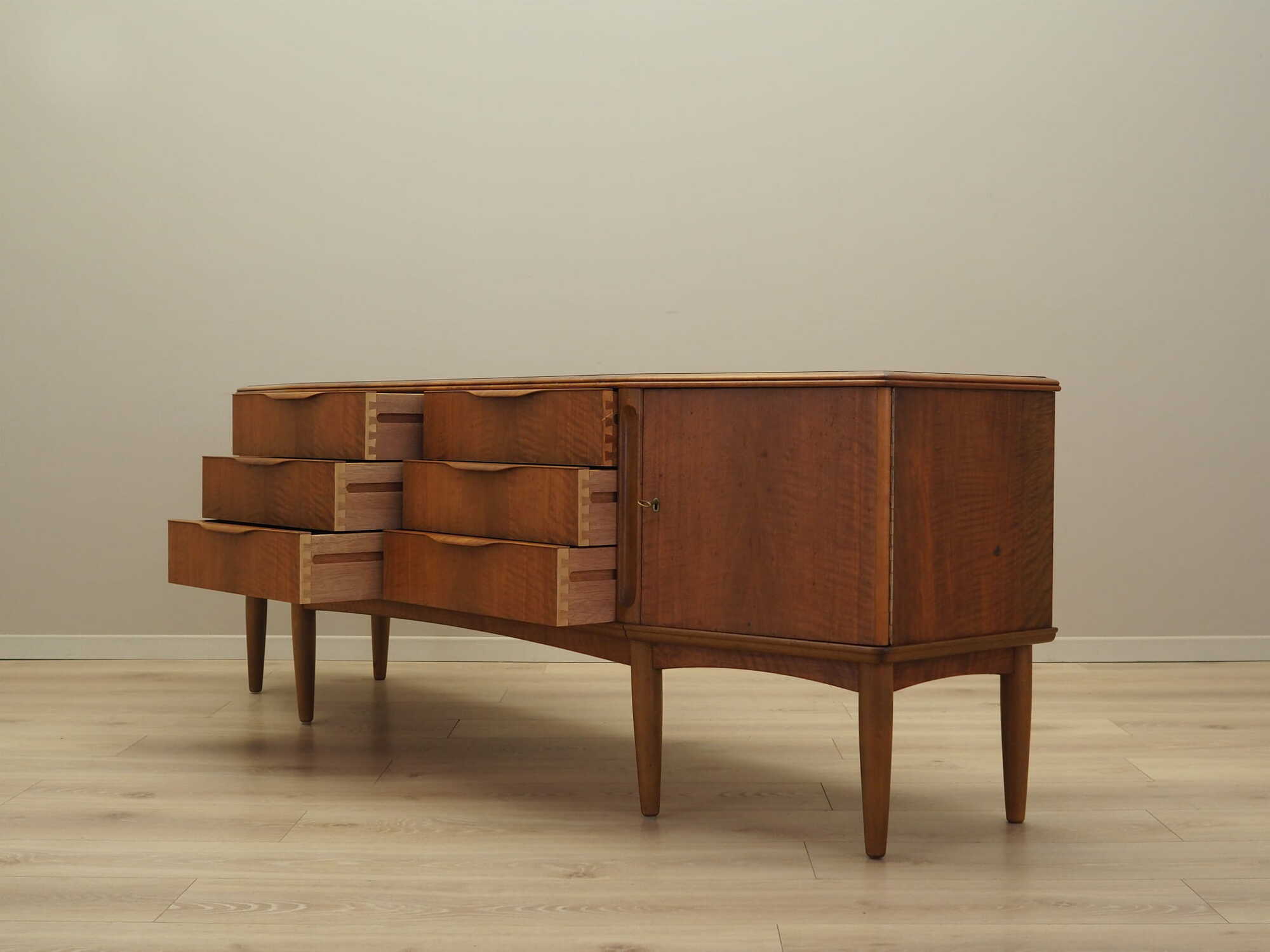 Vintage Sideboard Nussbaumholz Braun 1960er Jahre 3