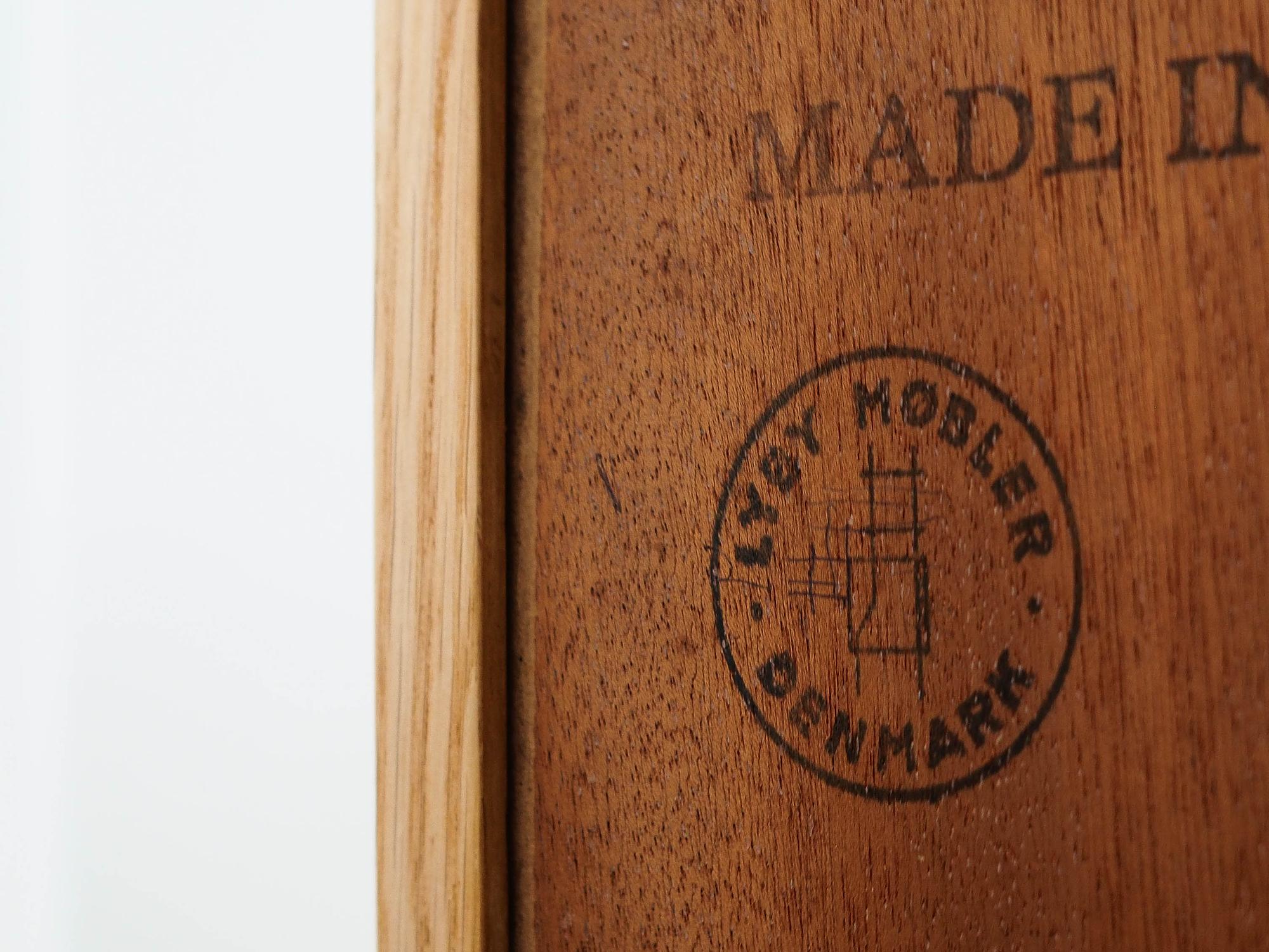 Badezimmerschran Braun 1970er Jahre 9