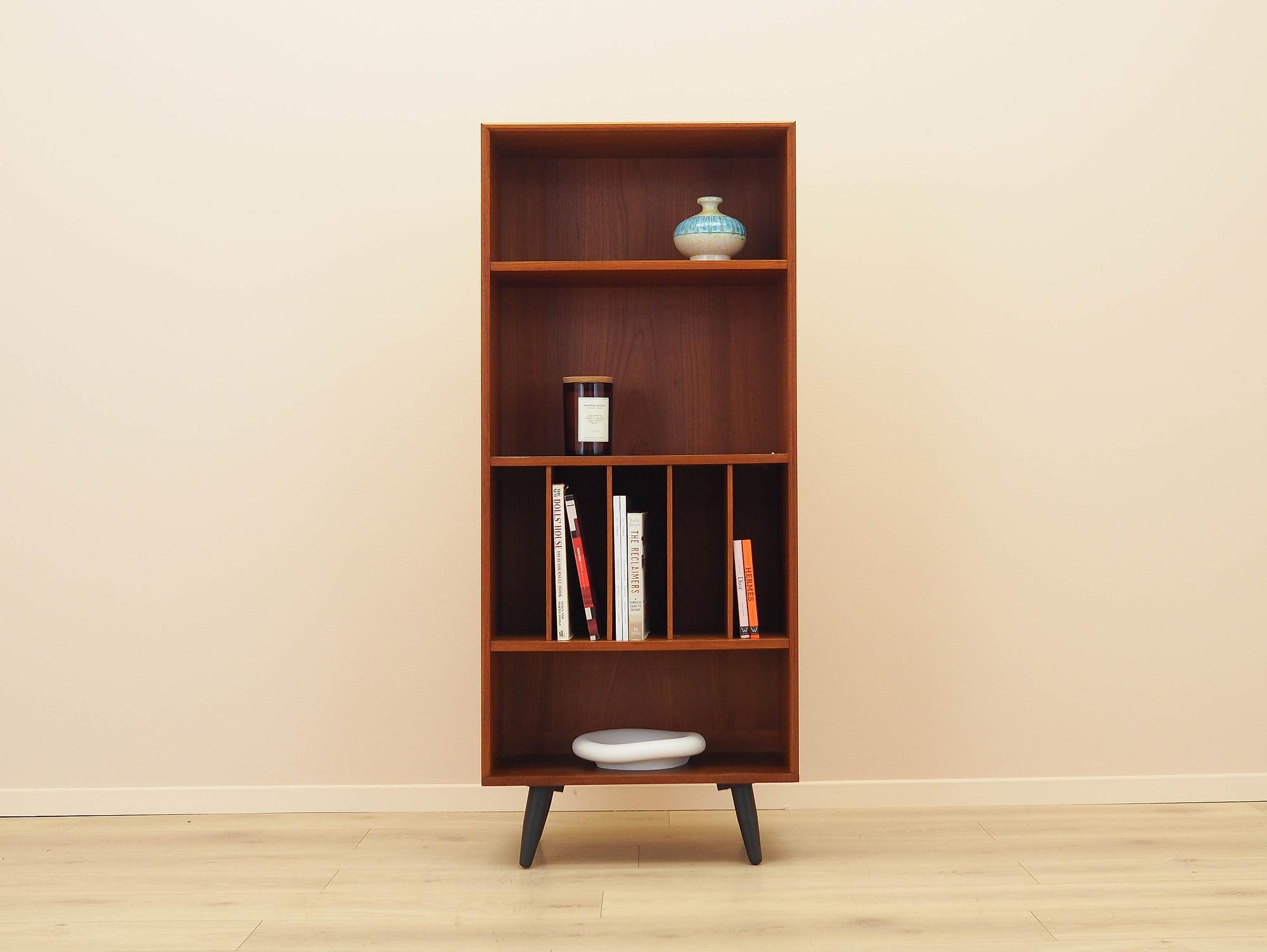 Teak bookshelf 1970s 1