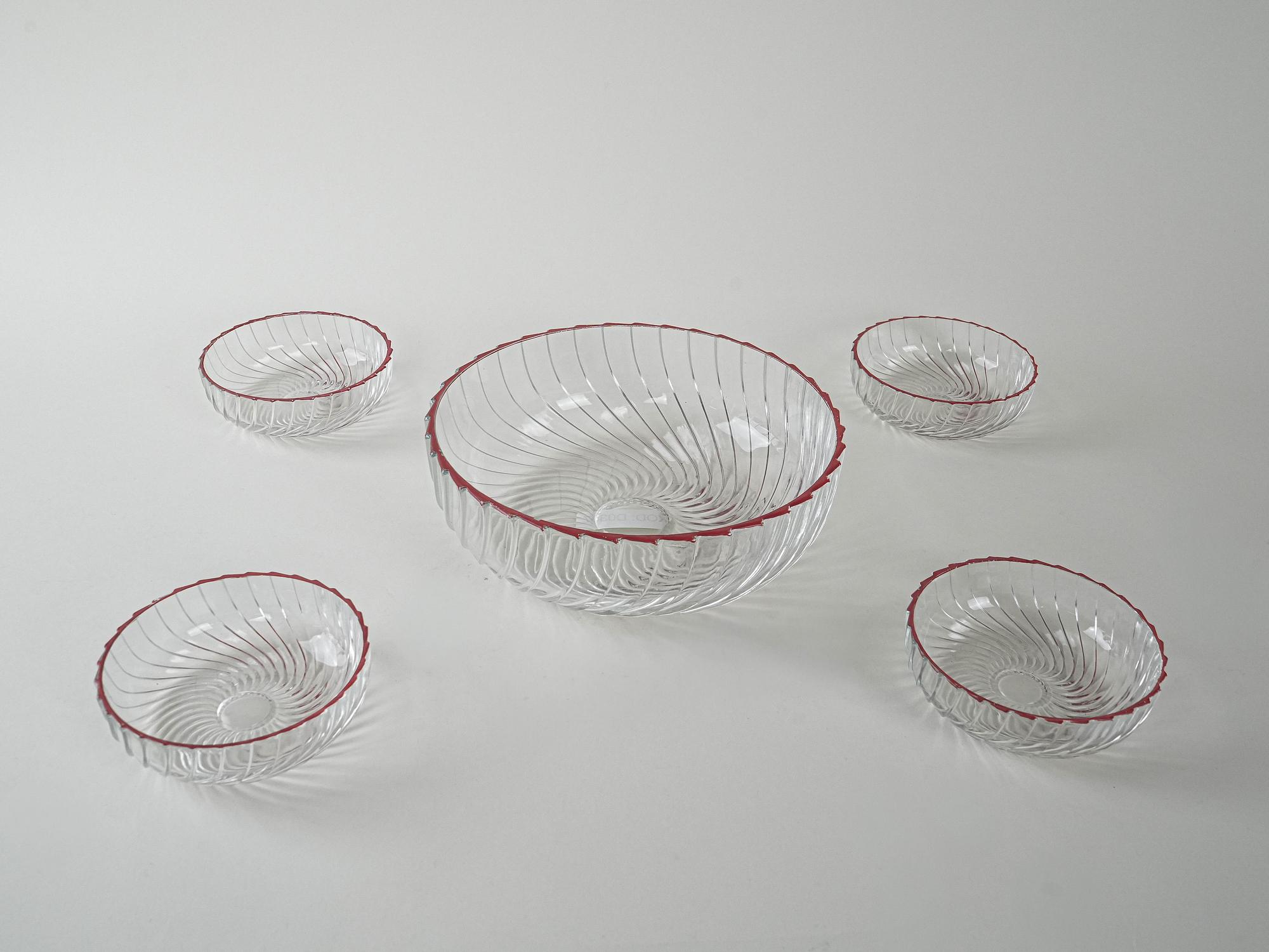 Glass bowls set 5-piece Transparent Red 1970s 3