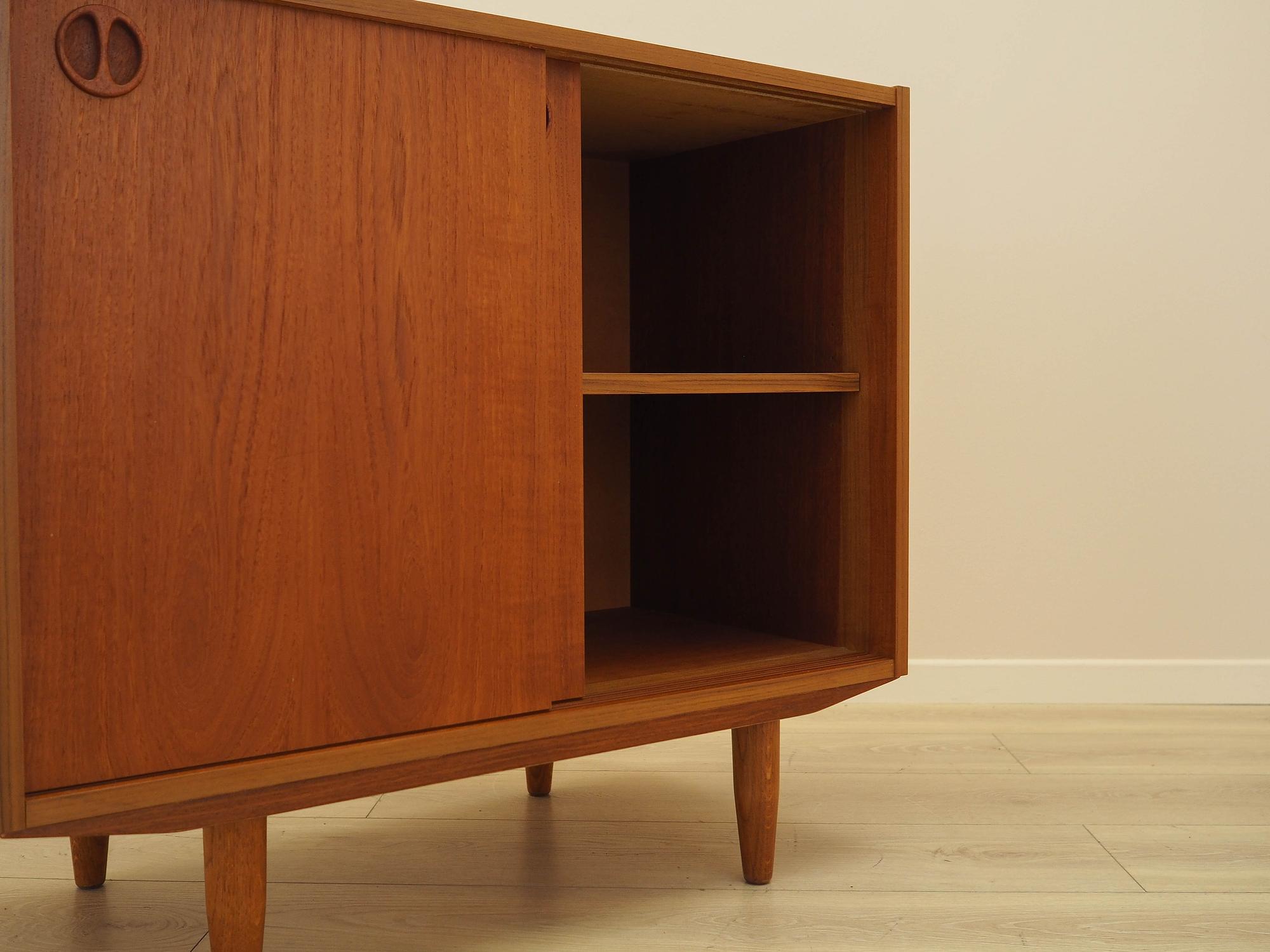 Teak cabinet 1970s 11