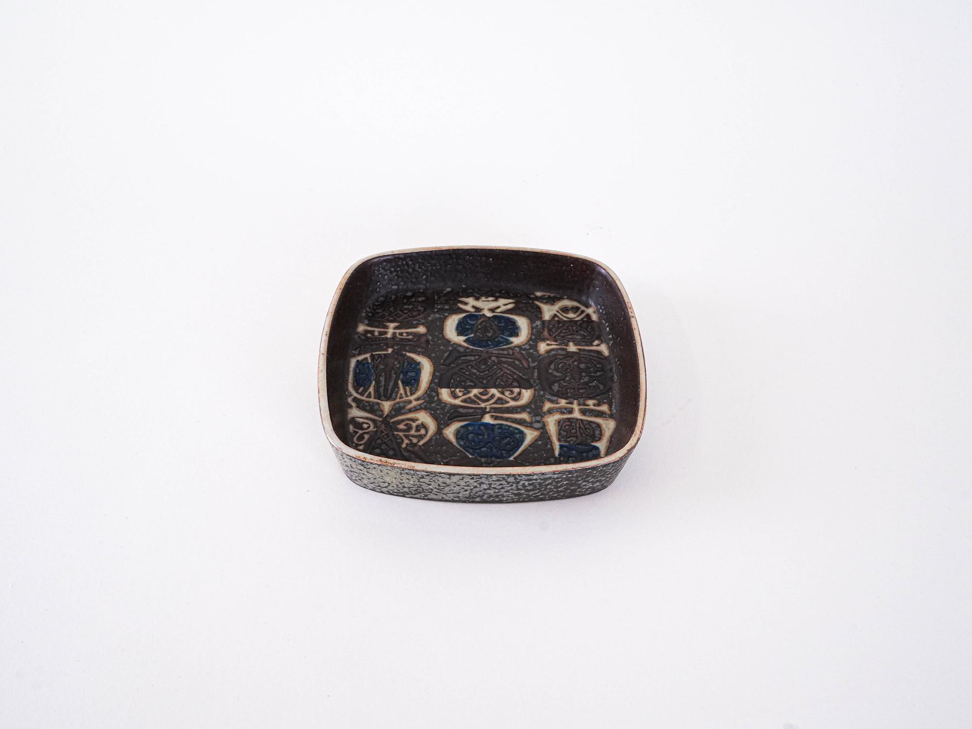 Ciotola in ceramica marrone 3