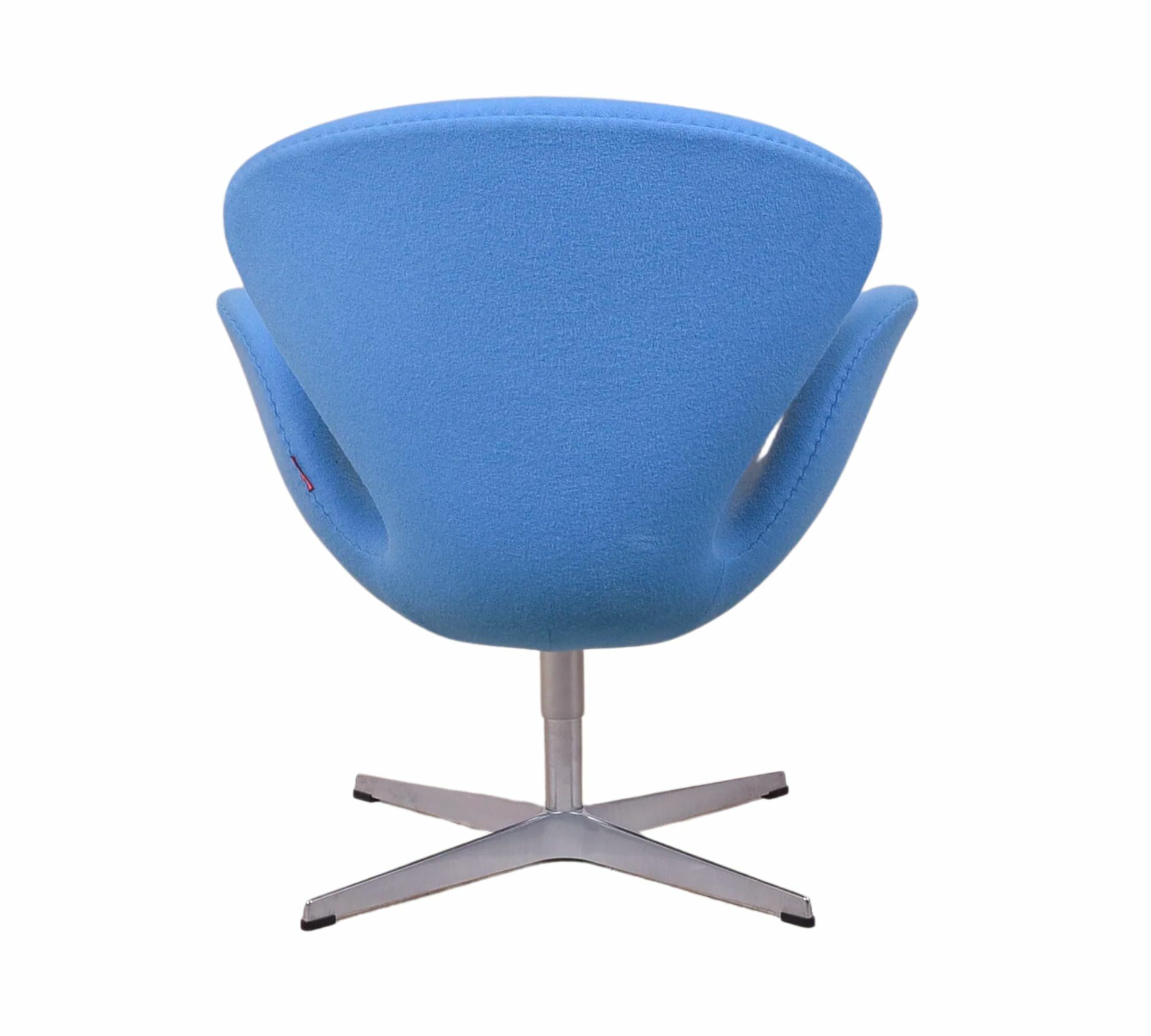 Swan Chair Arne Jacobsen Textil Blau 3