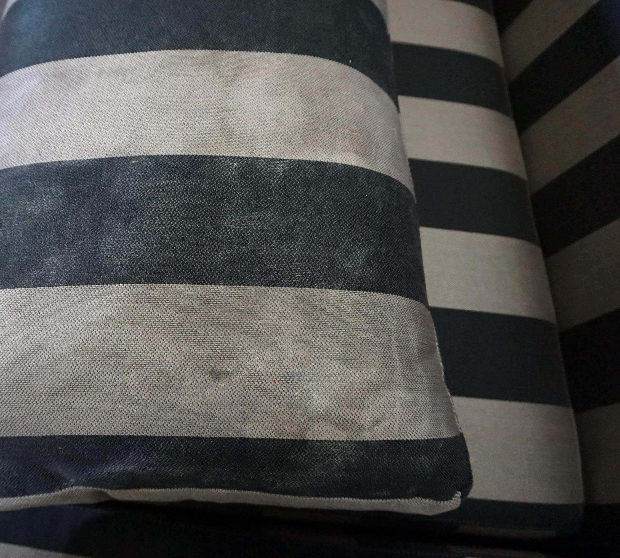 Dylan Sofa 4-Seater Line Latte Black 9