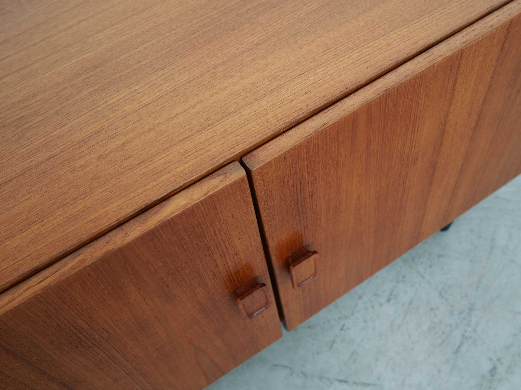 Vintage Schrank Teakholz Braun 1960er Jahre 8