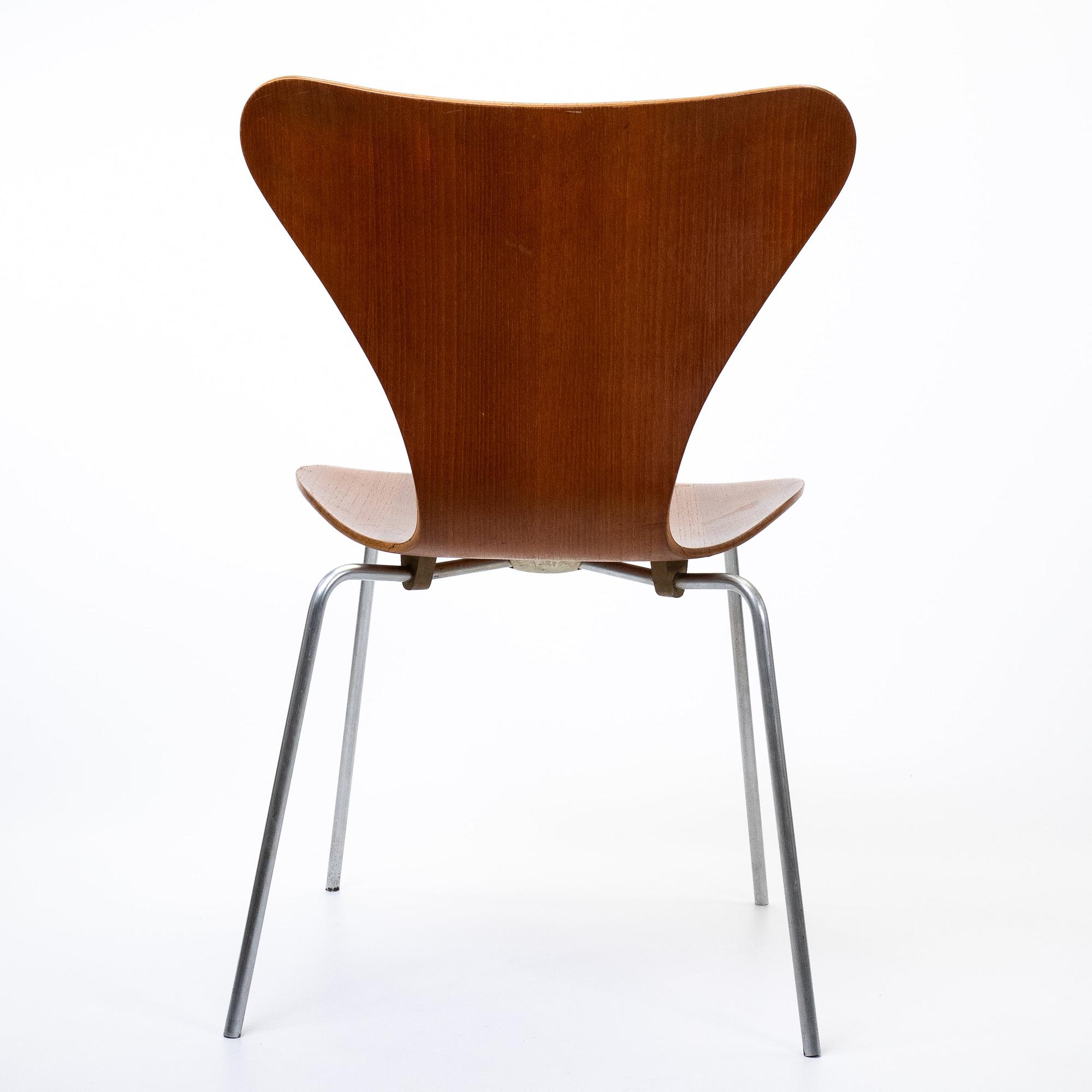 Serie 7 Esszimmerstühle Chrom Eiche Dunkel 1