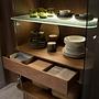 Sideboard aus Glas und Walnuss 3273 4