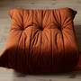 Togo Ottoman Samt Bernstein-Orange 3