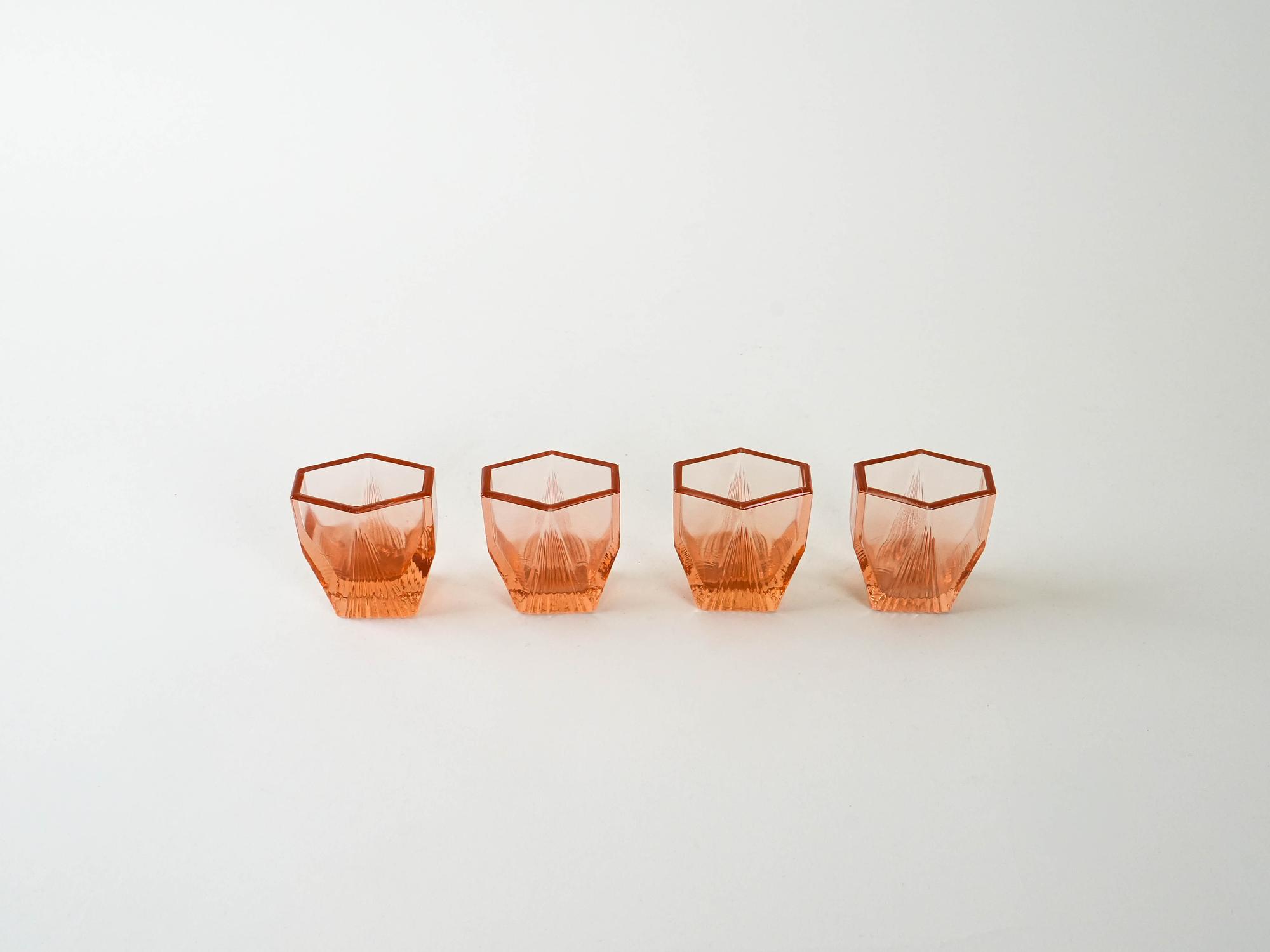 4x Art déco Schnapsgläser Rosa 1930er Jahre 3