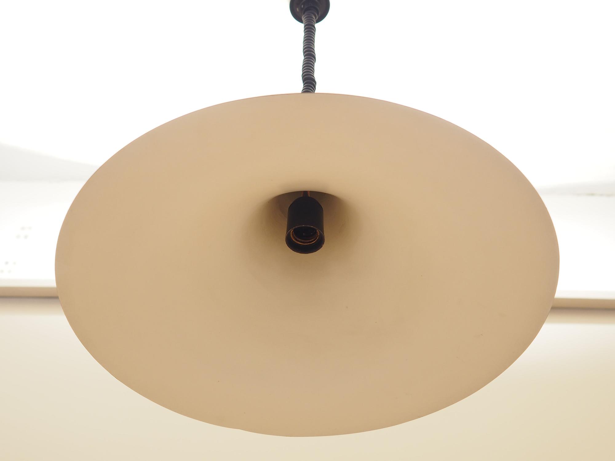 Pendant lamp
Metal
1970s 10