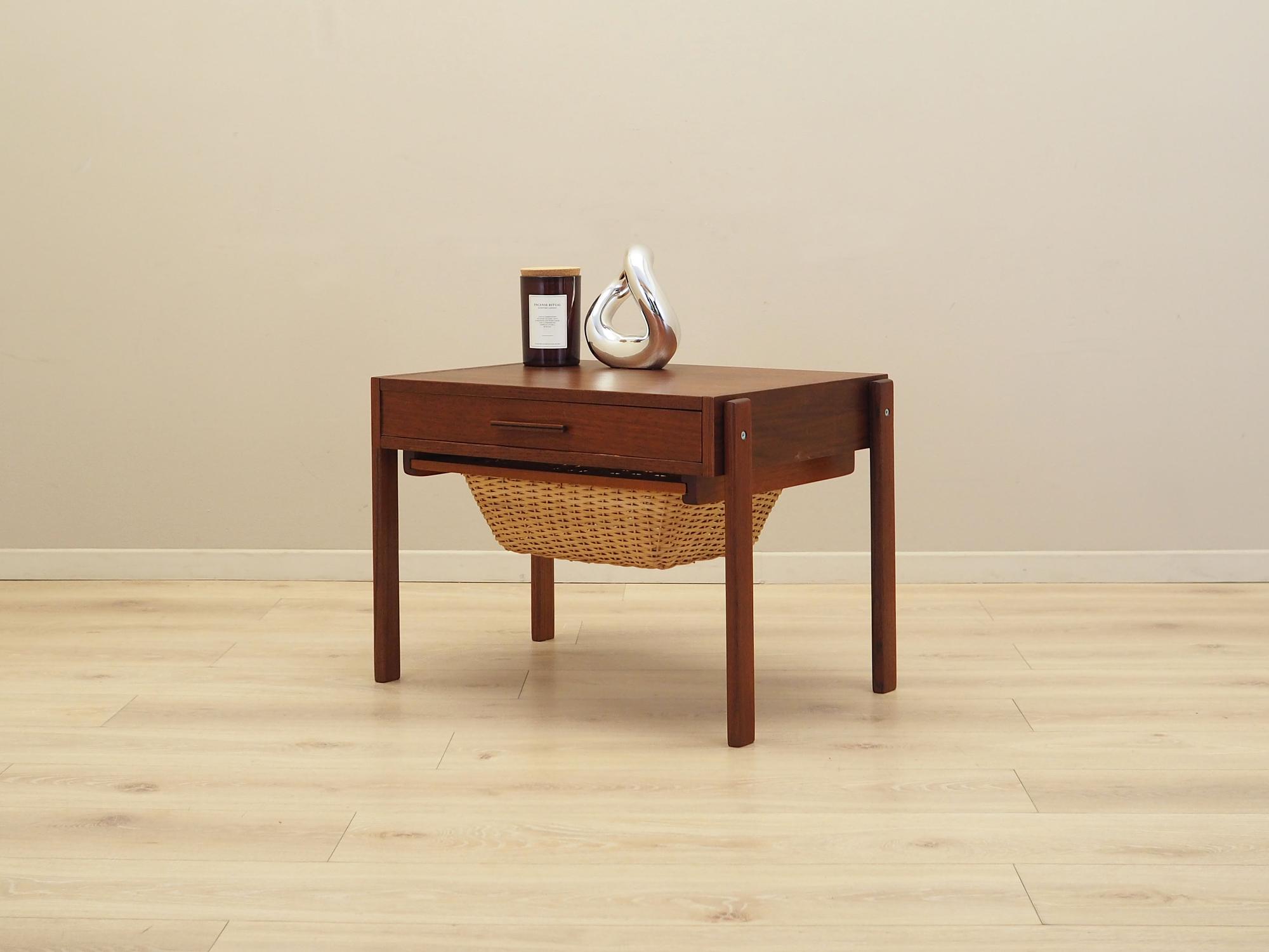 Coffee table teak wood 1970s 2