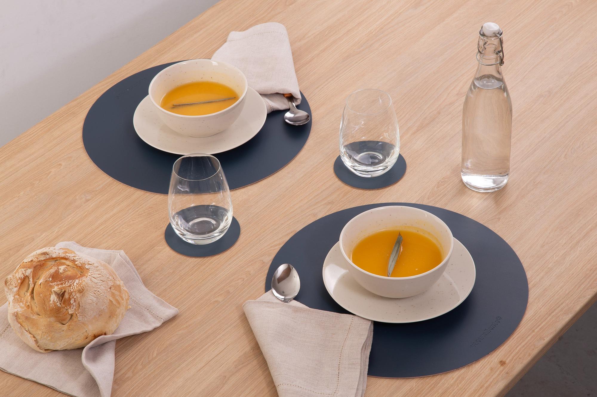 Placemat Round 100% Recycled Leather Petrol 4