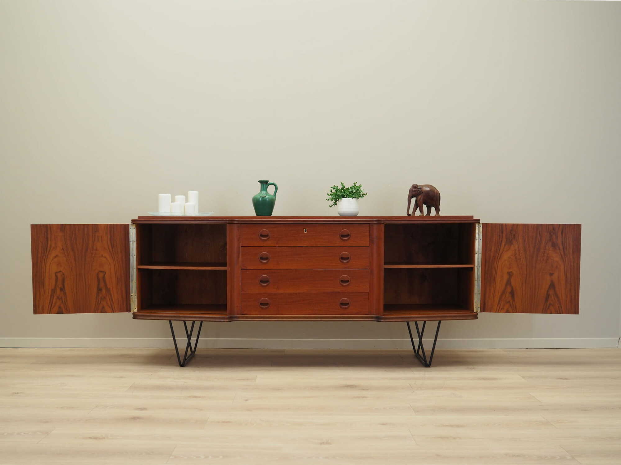 Sideboard Teakholz Braun 1970er Jahre 2