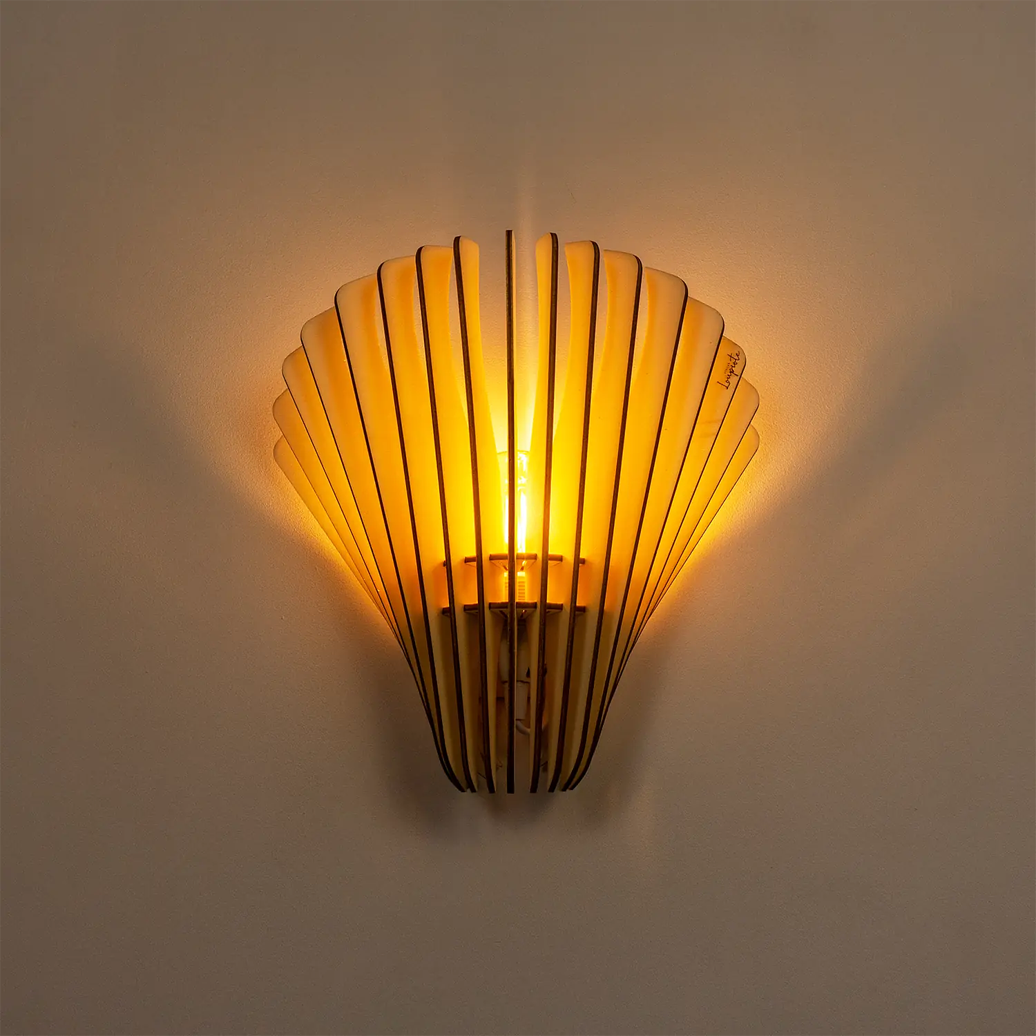 Aqua Lampada da parete in legno 7