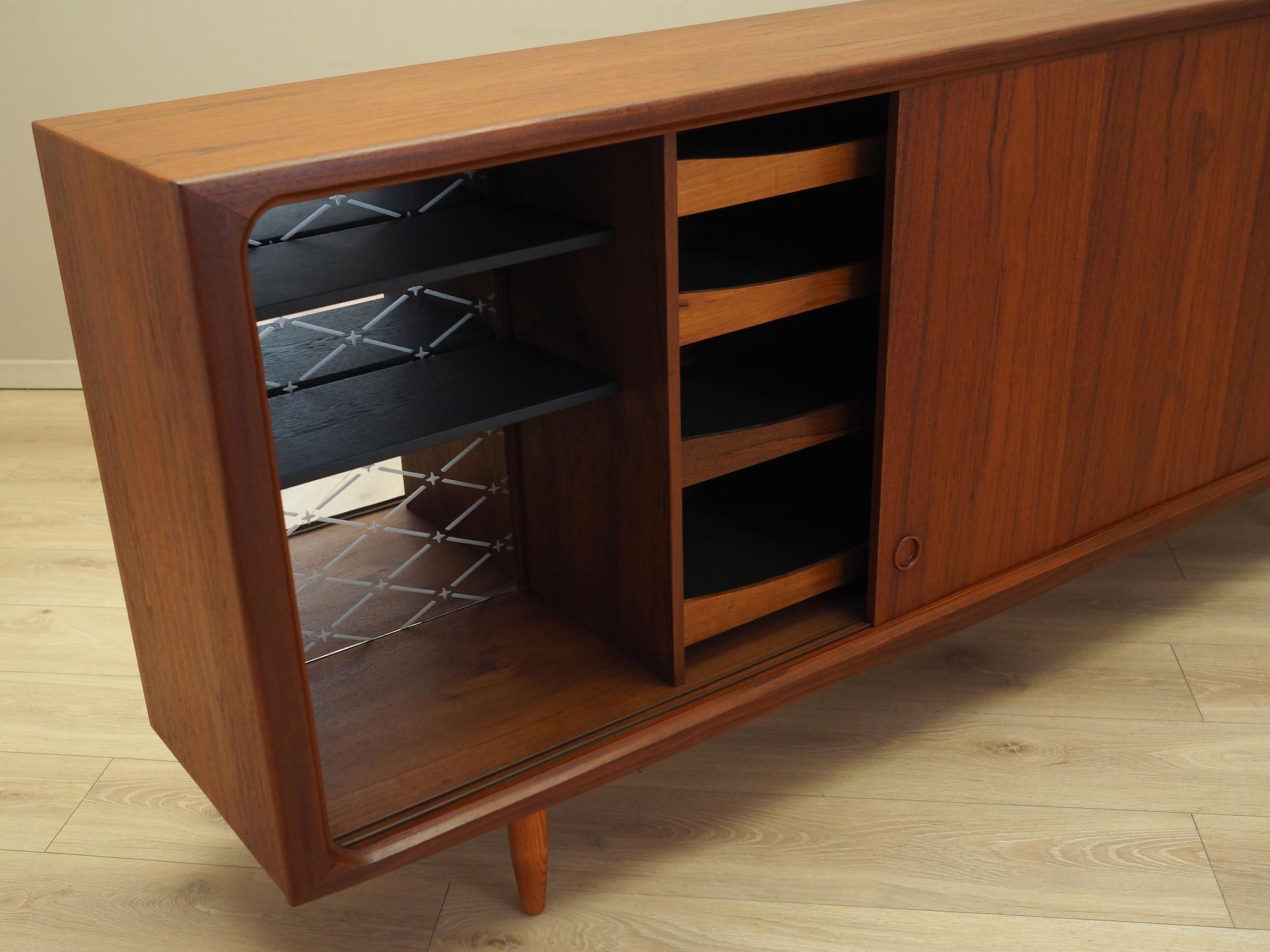 Sideboard Teakholz 1970er Jahre 13