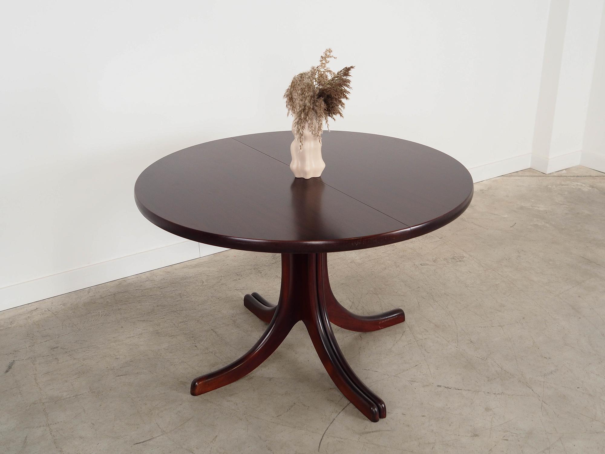 Mahogany table Dark brown 1970s Ø115cm 1