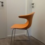 Loop Stuhl Kunststoff Stahl Orange 1