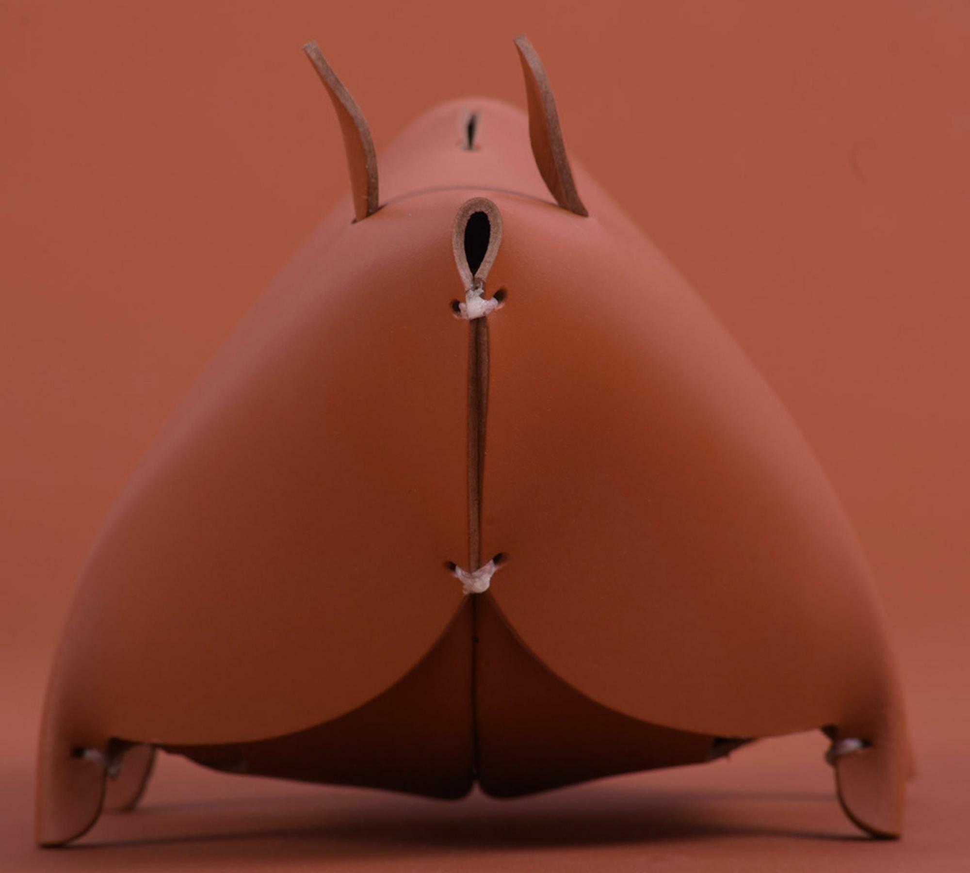 Sparschwein aus 100% Recyceltem Leder aus Spanien Braun 2