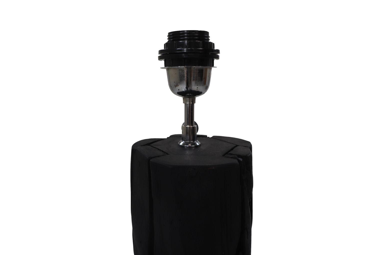 Runde Tischlampe Teakholz Schwarz 3