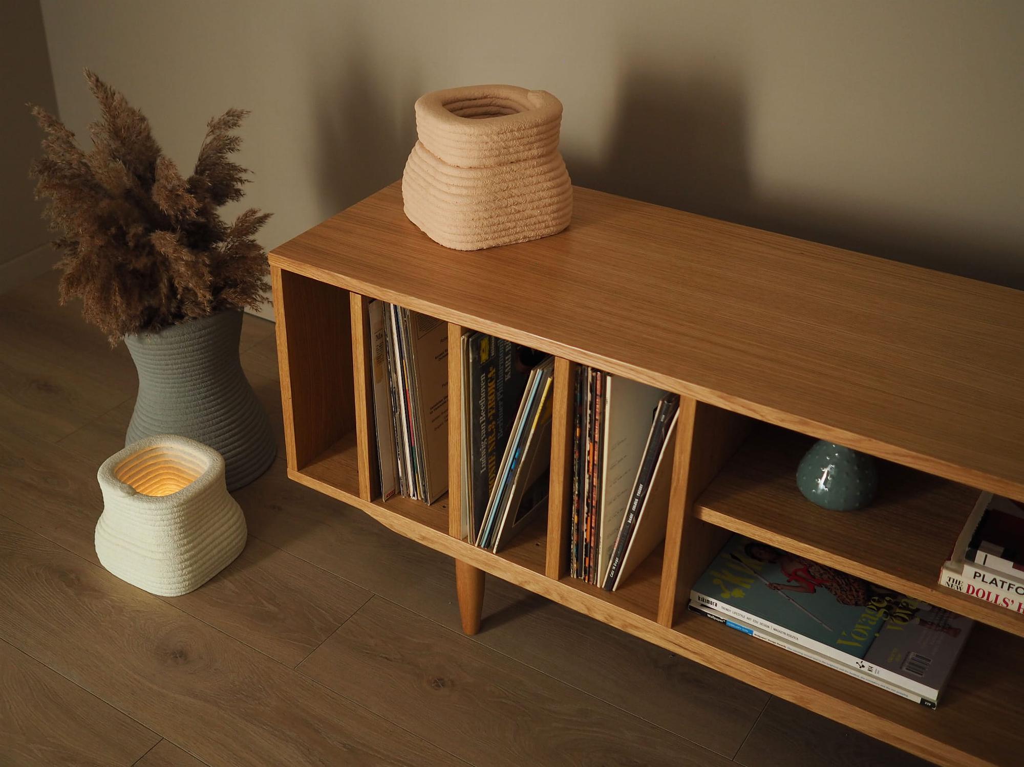 D-S19 Vinylschrank Eichenfurnier 6