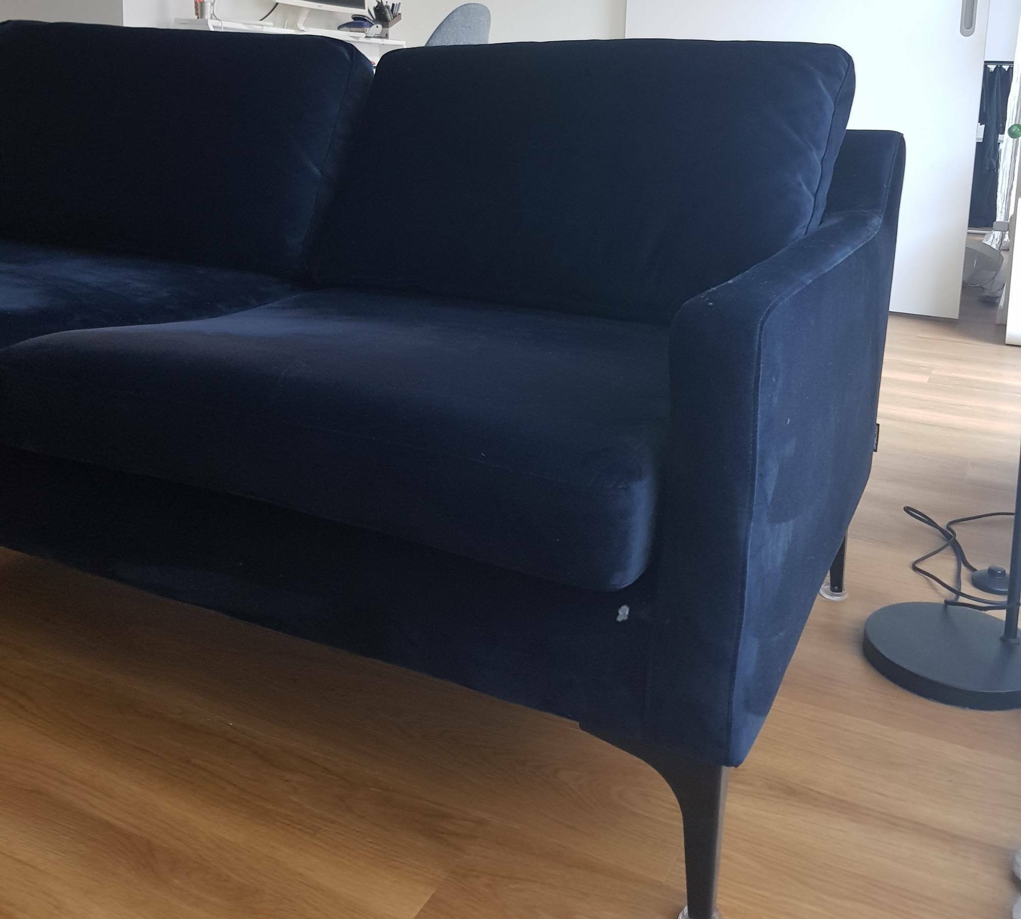 Astha 2-Sitzer Sofa Samt Dunkelblau  3