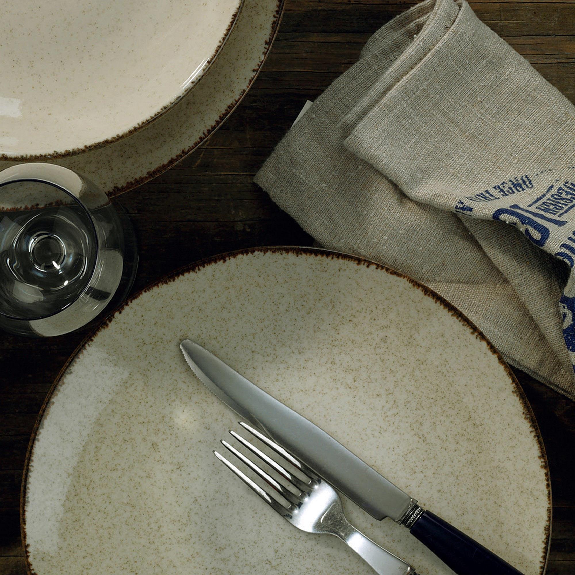 Set di piatti da 18 pezzi in porcellana marrone cannella 3