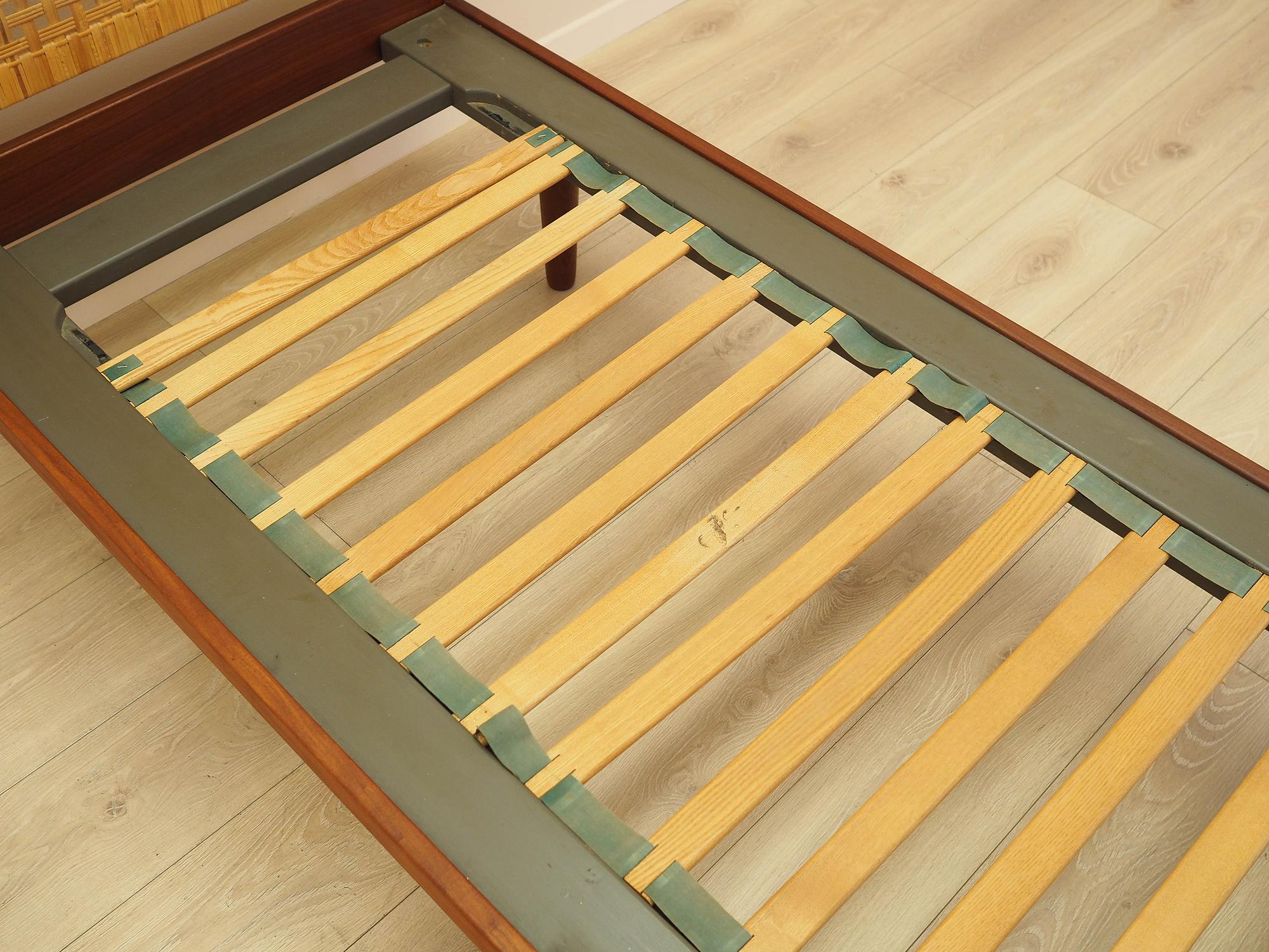 Teak bed 1960s 10