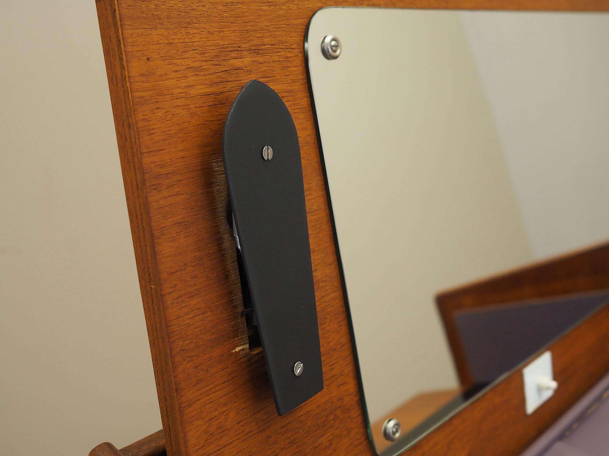 Chest of drawers Teak wood 1970s 11