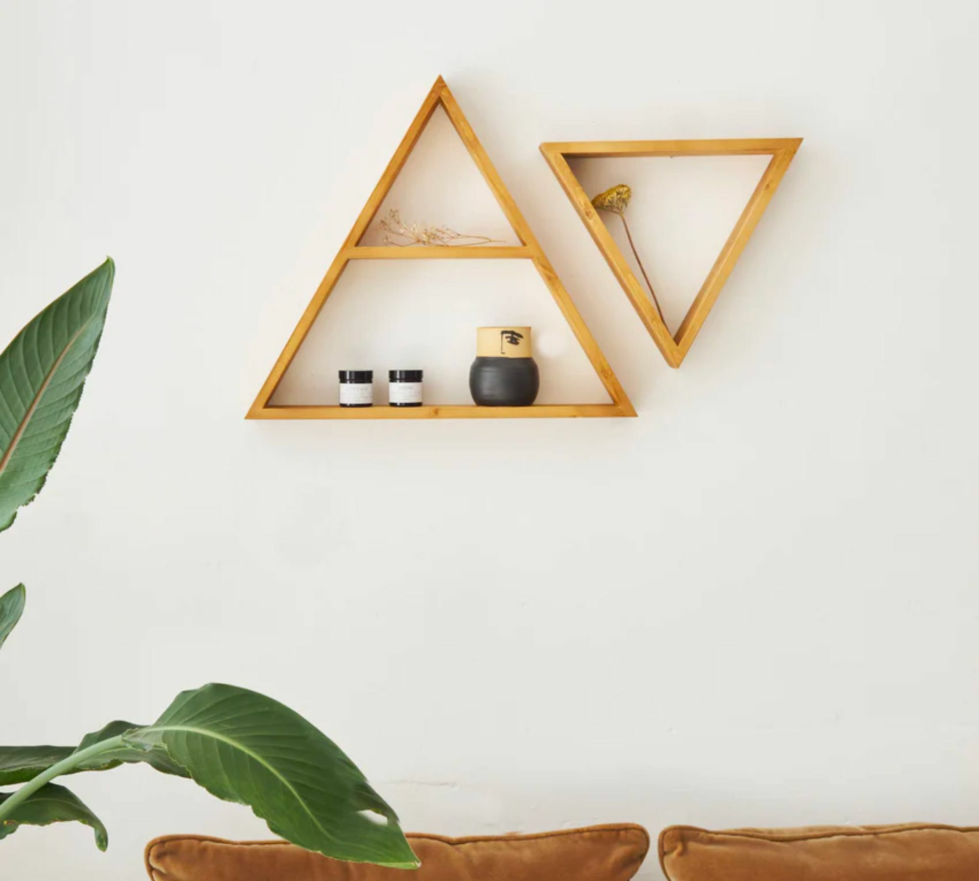 Dreieckiges Regal Ein Regalbrett Holz Sand 0