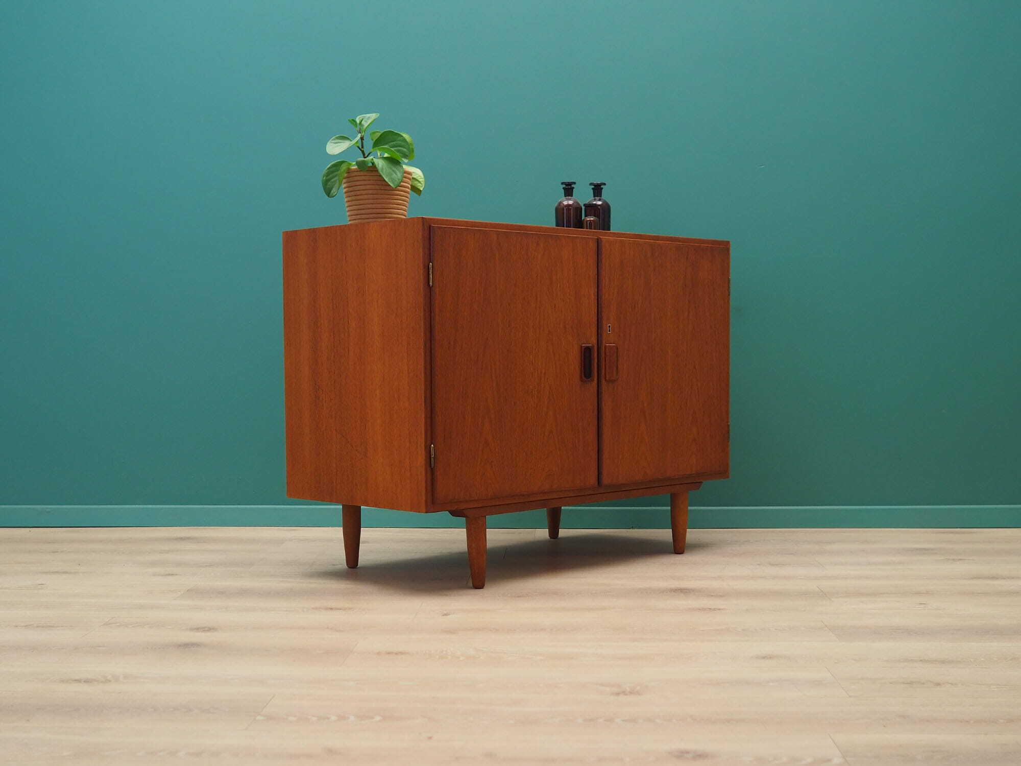 Vintage Schrank Teakholz Braun 1960er Jahre 4