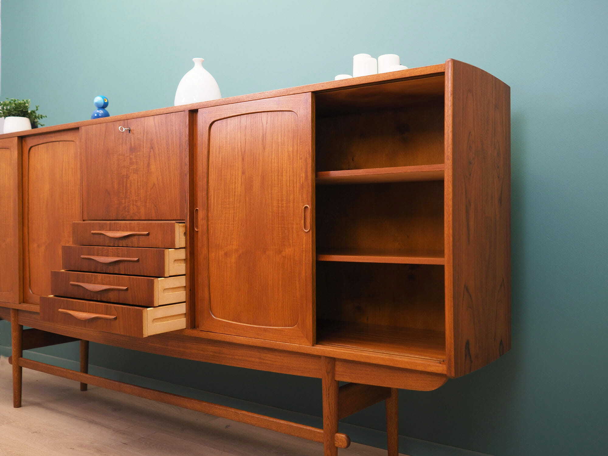 Vintage Sideboard Teak wood Brown 1960s 4