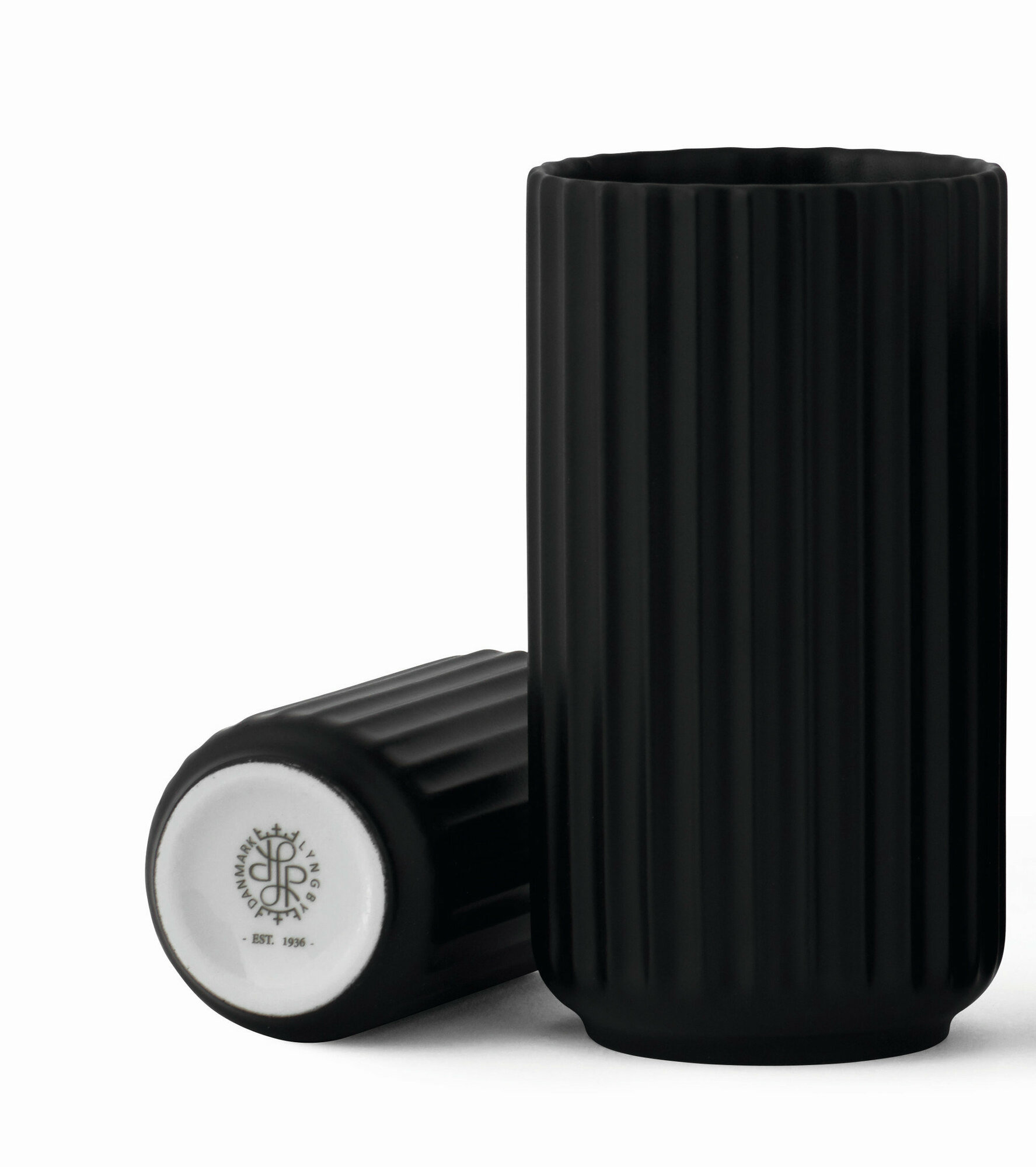 Porcelain vase Black 0