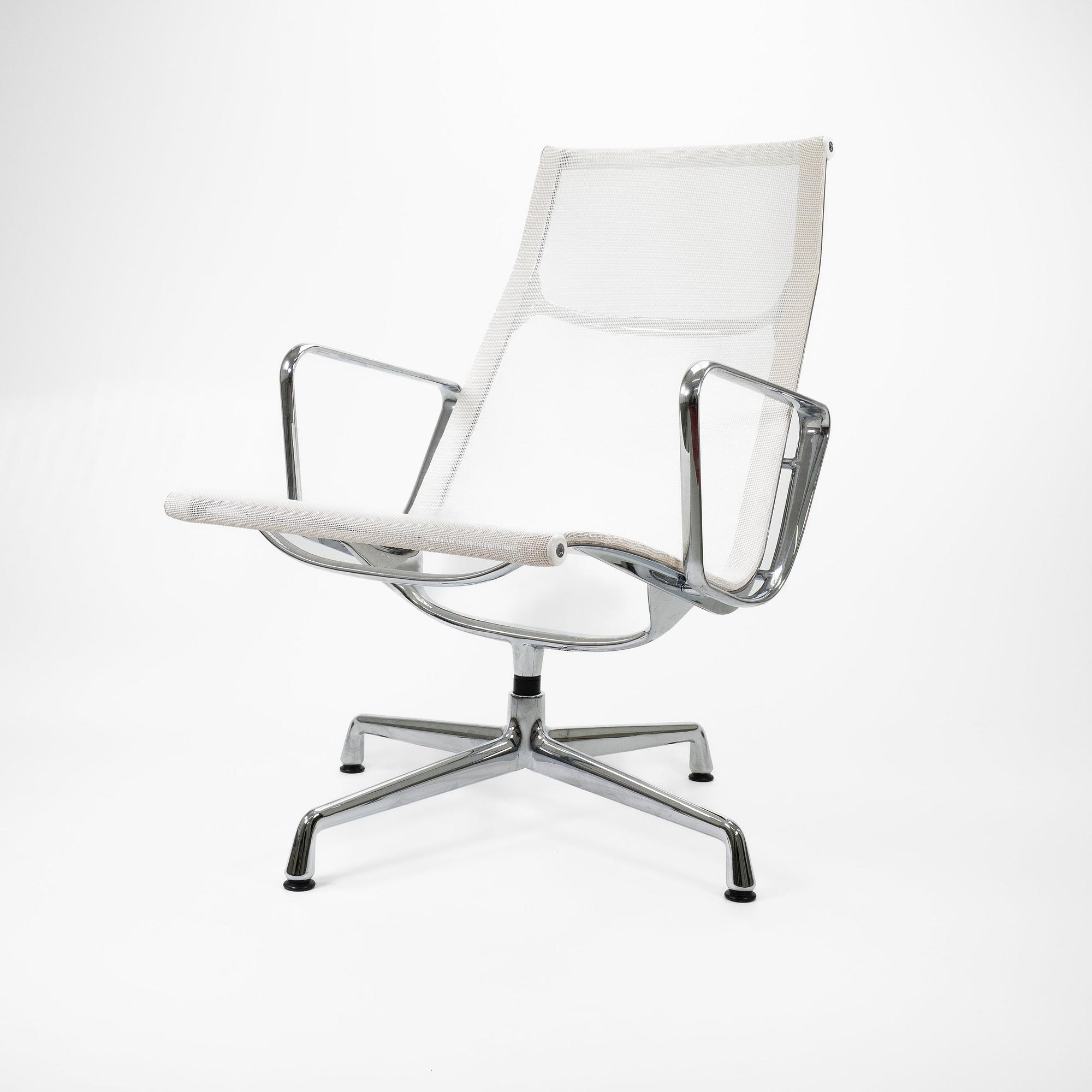 EA116 Office chair Chrome Mesh White 1