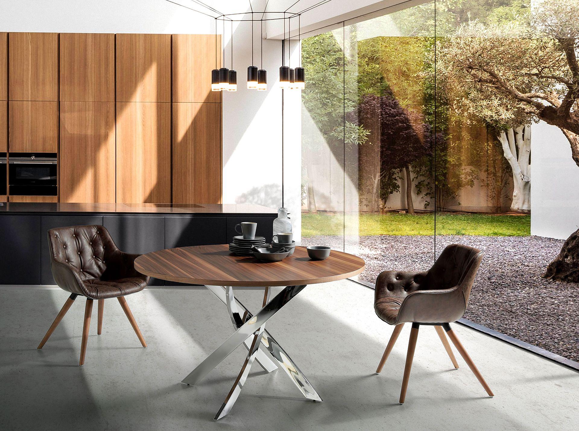 Sedia con braccioli in ecopelle marrone scuro 3