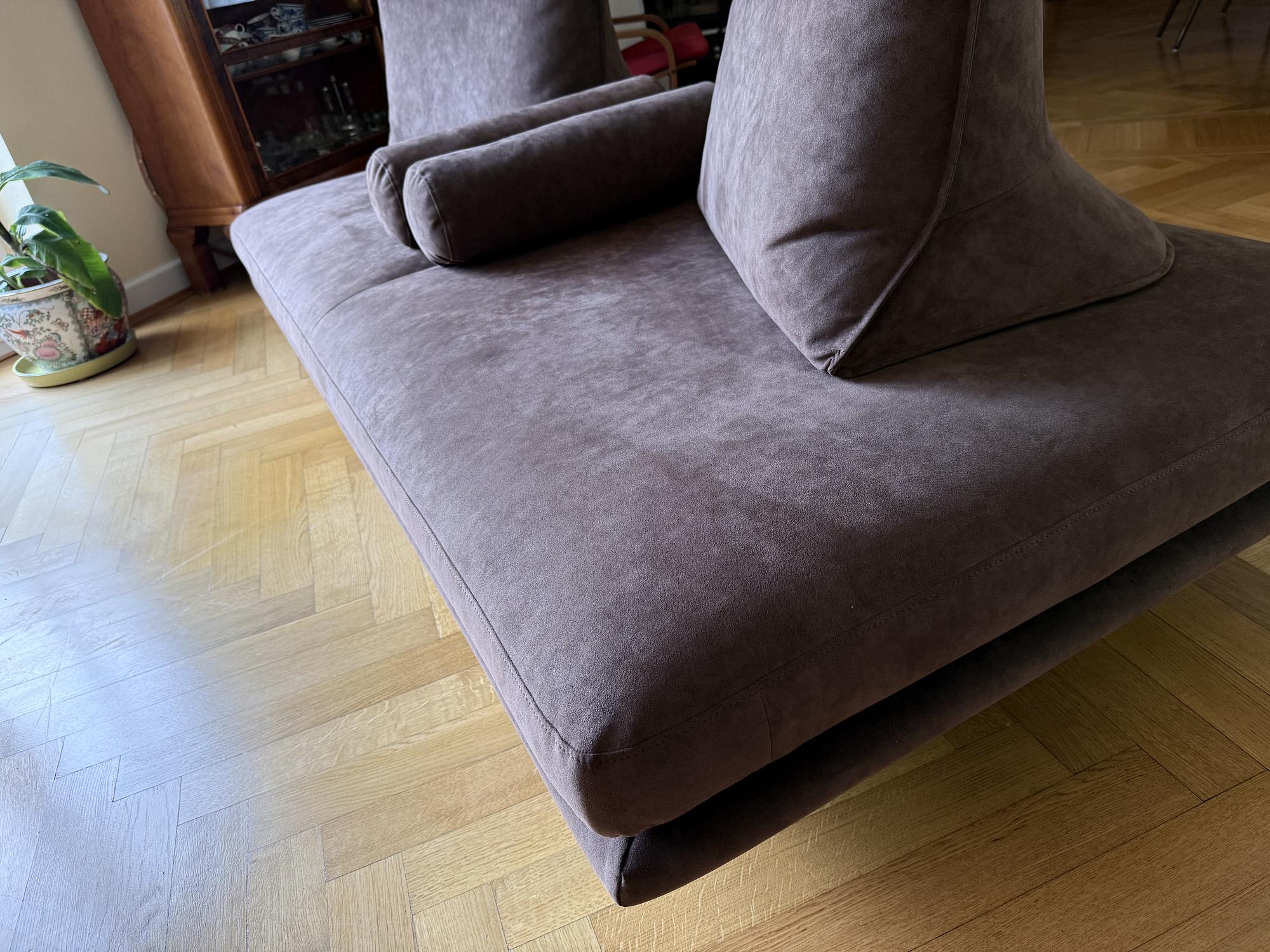 Prado Alcantara Brown 3