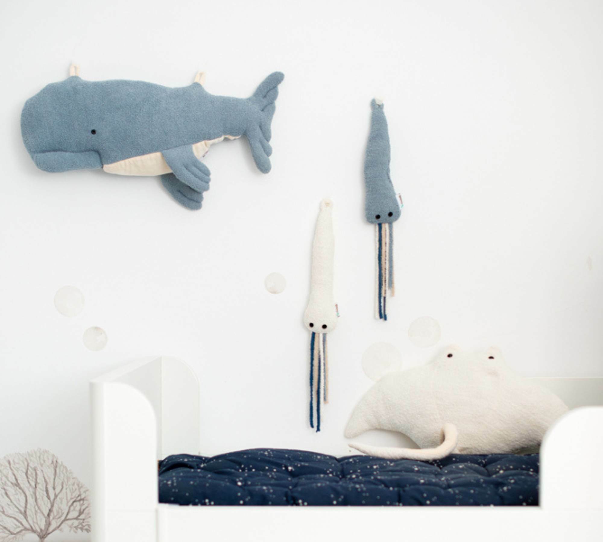 Mini Oktopus, Beluga Wal & Mantarochen Plüschtier Blau Weiß 0